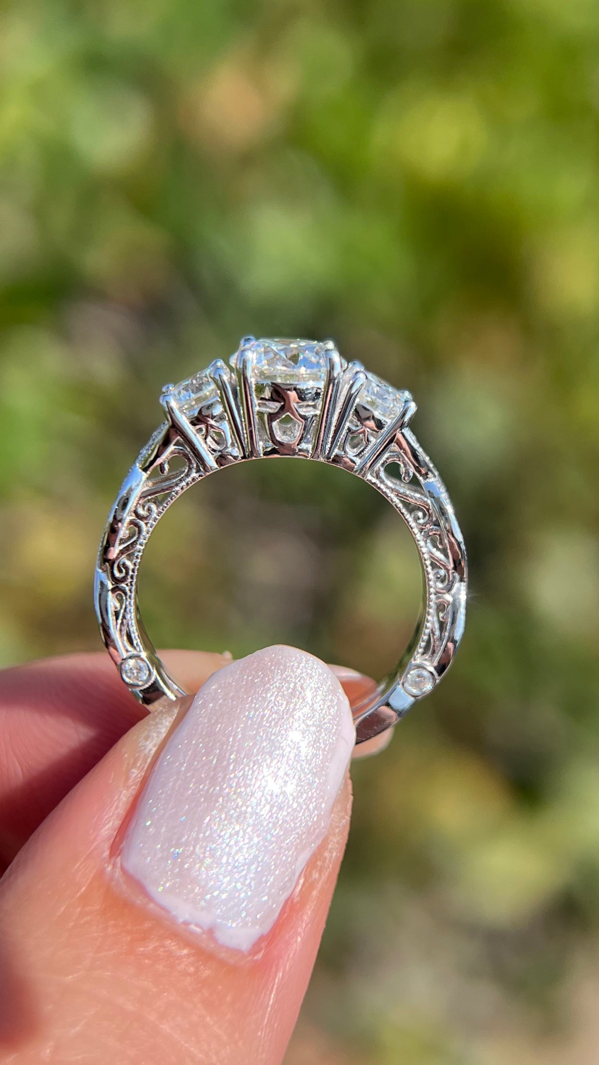 Claire 1.24ct E-VS1 Round Cut Lab Grown Diamond Engagement Ring 14K Gold