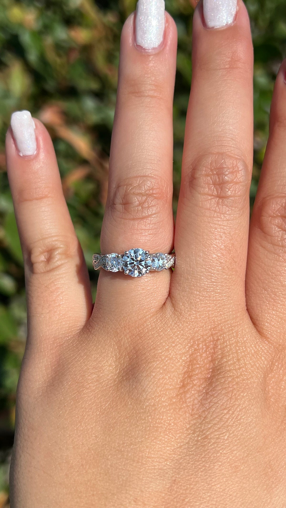 Claire 1.24ct E-VS1 Round Cut Lab Grown Diamond Engagement Ring 14K Gold