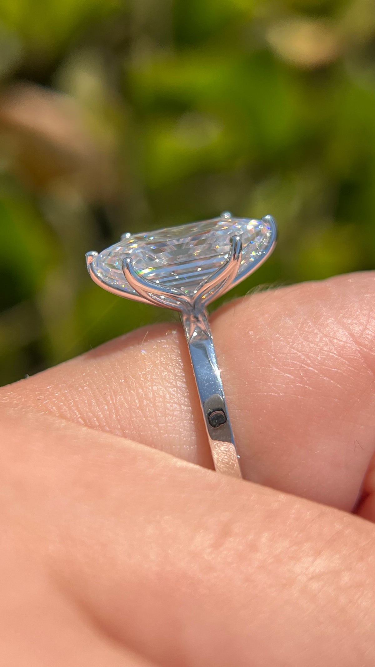 Angie 4.30ct E-VS1 Hexagon Cut Lab Grown Diamond Engagement Ring 14K Gold