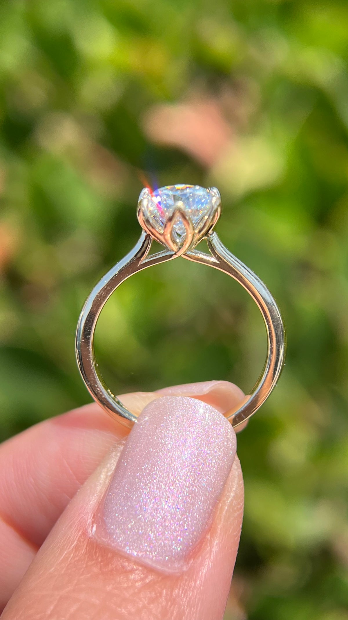 Ivy Tulip Prongs 1.41ct E-VS1 Round Cut Lab Grown Diamond Engagement Ring 14K Gold