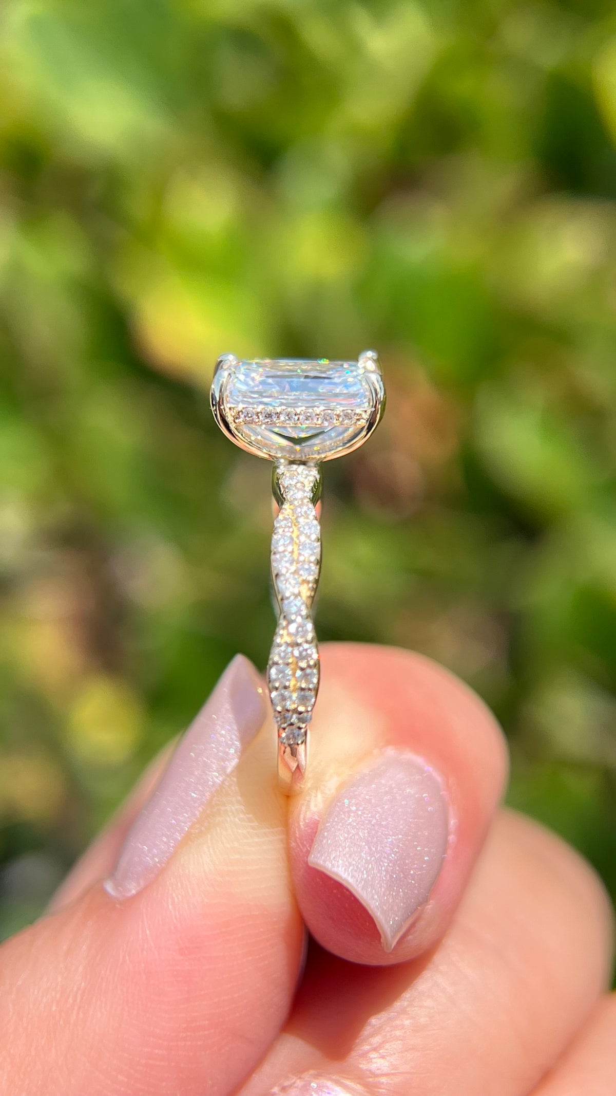 Laura Diamond Twist 2.26ct E-VS1 Radiant Cut Lab Grown Diamond Engagement Ring 14K Gold