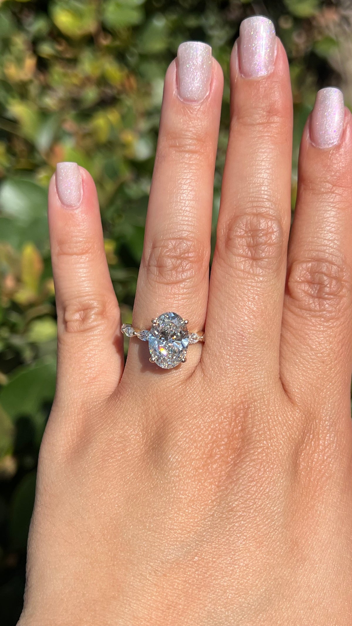 Mandy 4.10ct E-VS1 Oval Cut Lab Grown Diamond Engagement Ring 14K Gold