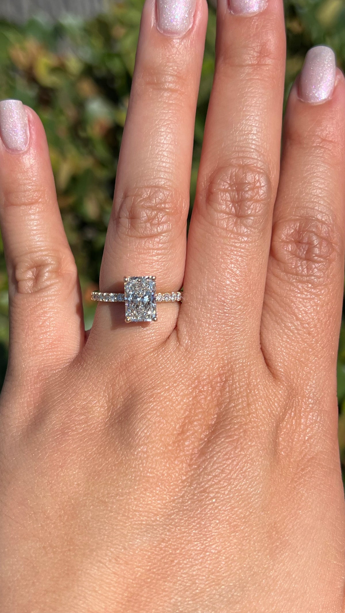 Jada 2.26ct E-VS1 Radiant Cut Lab Grown Diamond Engagement Ring 14K Gold