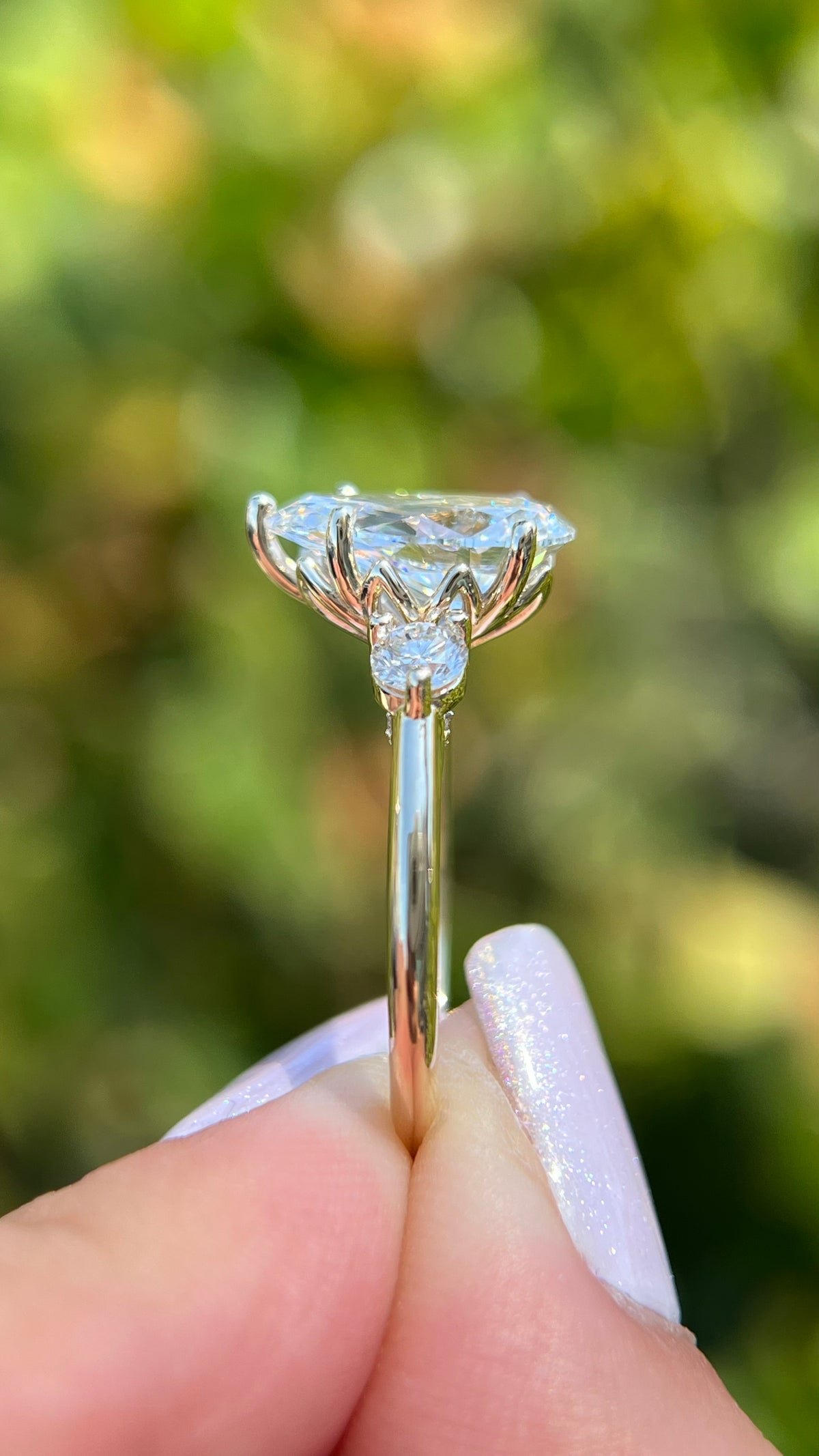 Ollie 2.07ct E-VS1 Pear Cut Lab Grown Diamond Engagement Ring 14K Gold