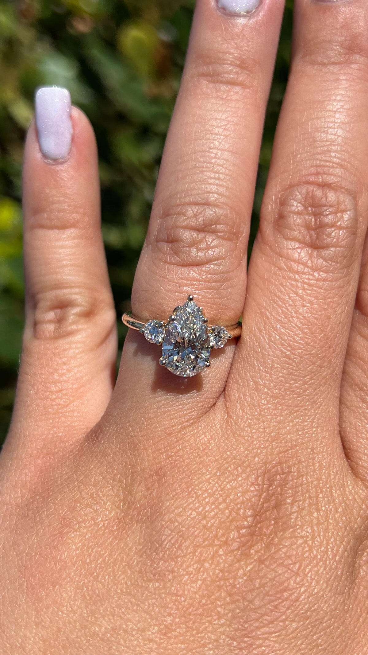 Ollie 2.07ct E-VS1 Pear Cut Lab Grown Diamond Engagement Ring 14K Gold