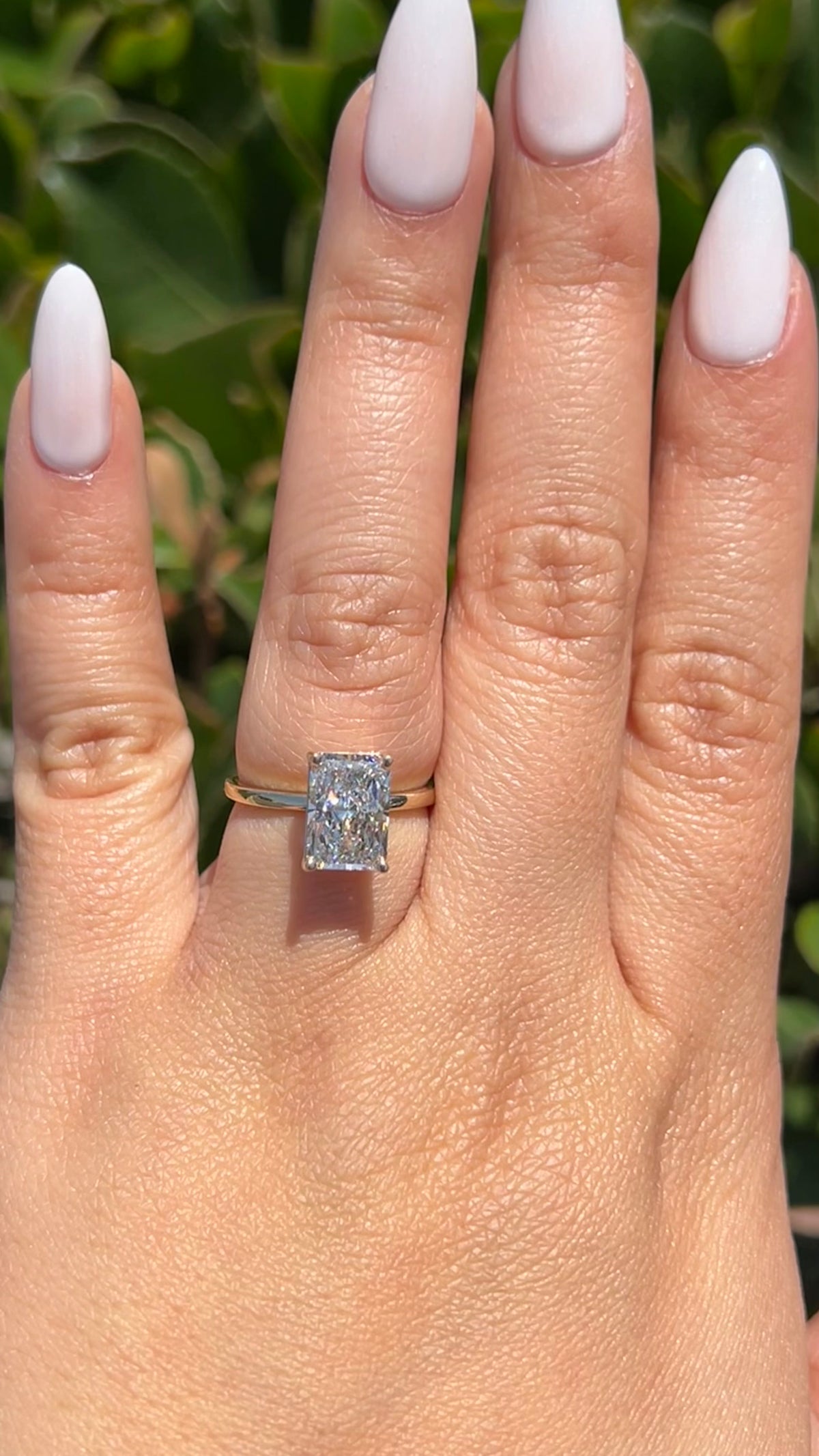 Evie 2.92ct F-VS1 Radiant Cut Lab Grown Diamond Engagement Ring 14K Gold