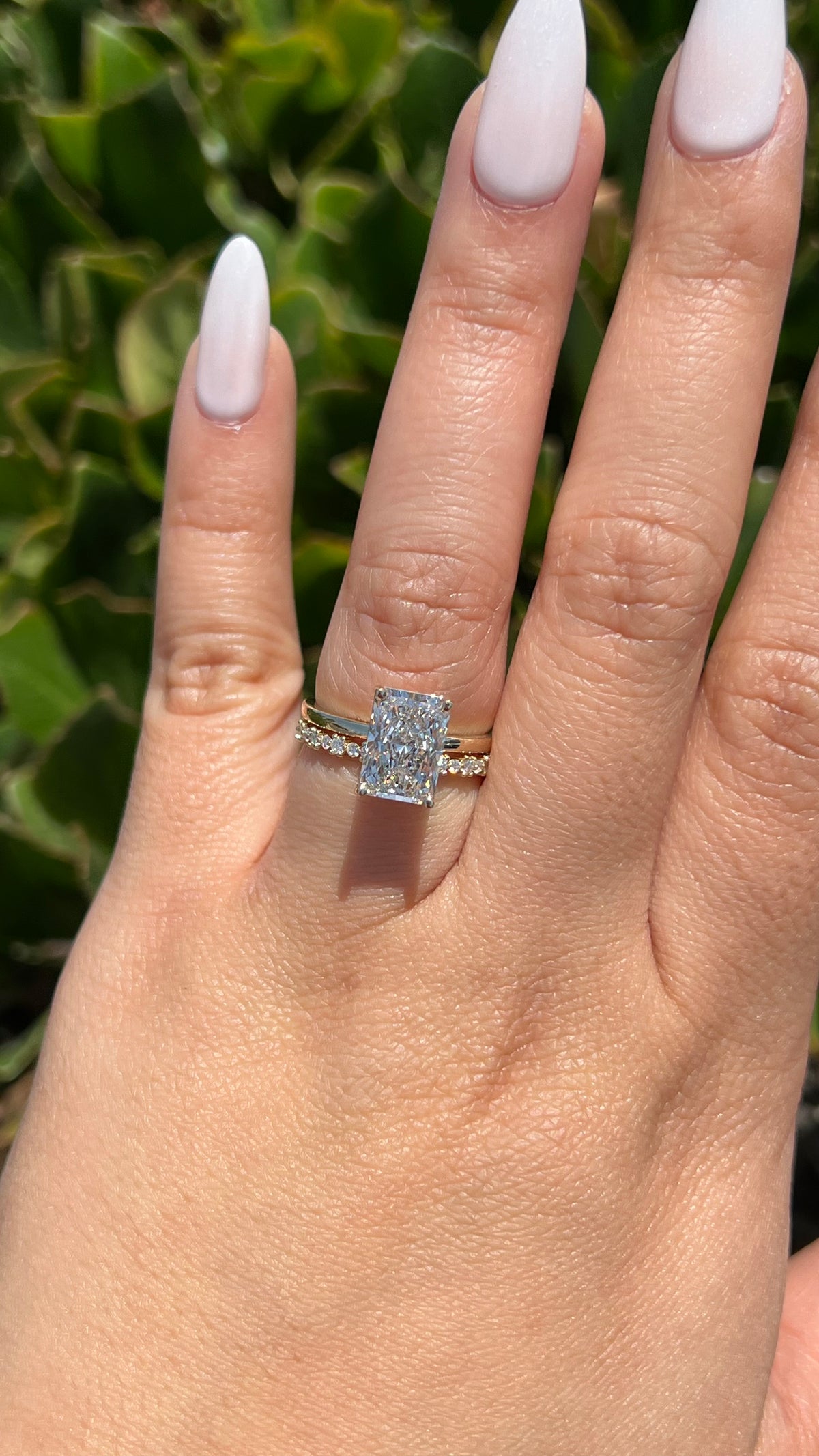 Evie 2.92ct F-VS1 Radiant Cut Lab Grown Diamond Engagement Ring 14K Gold