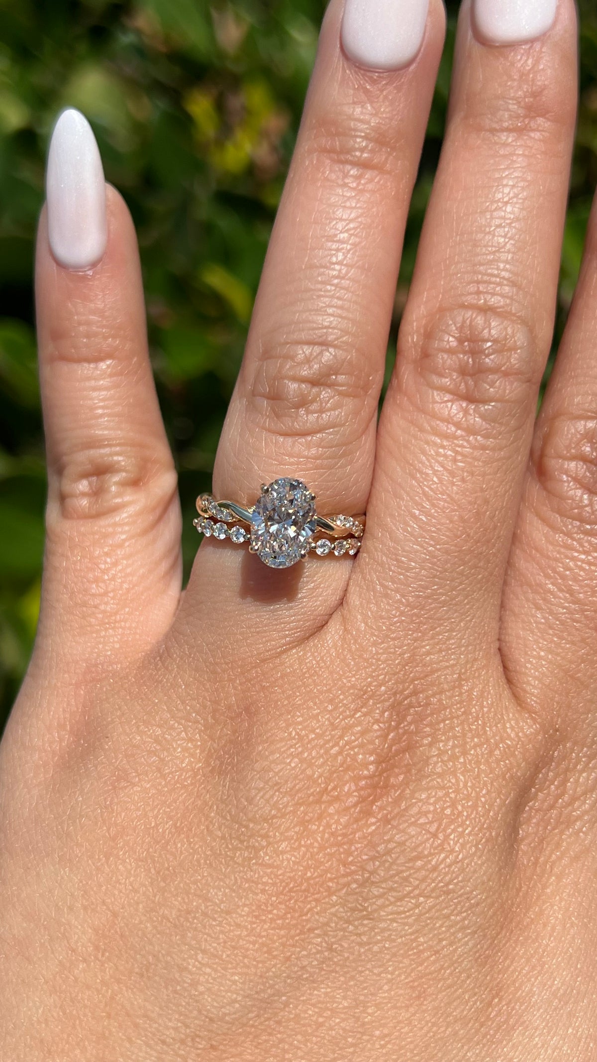 Lexi 1.91ct E-VS1 Oval Cut Lab Grown Diamond Engagement Ring 14K Gold