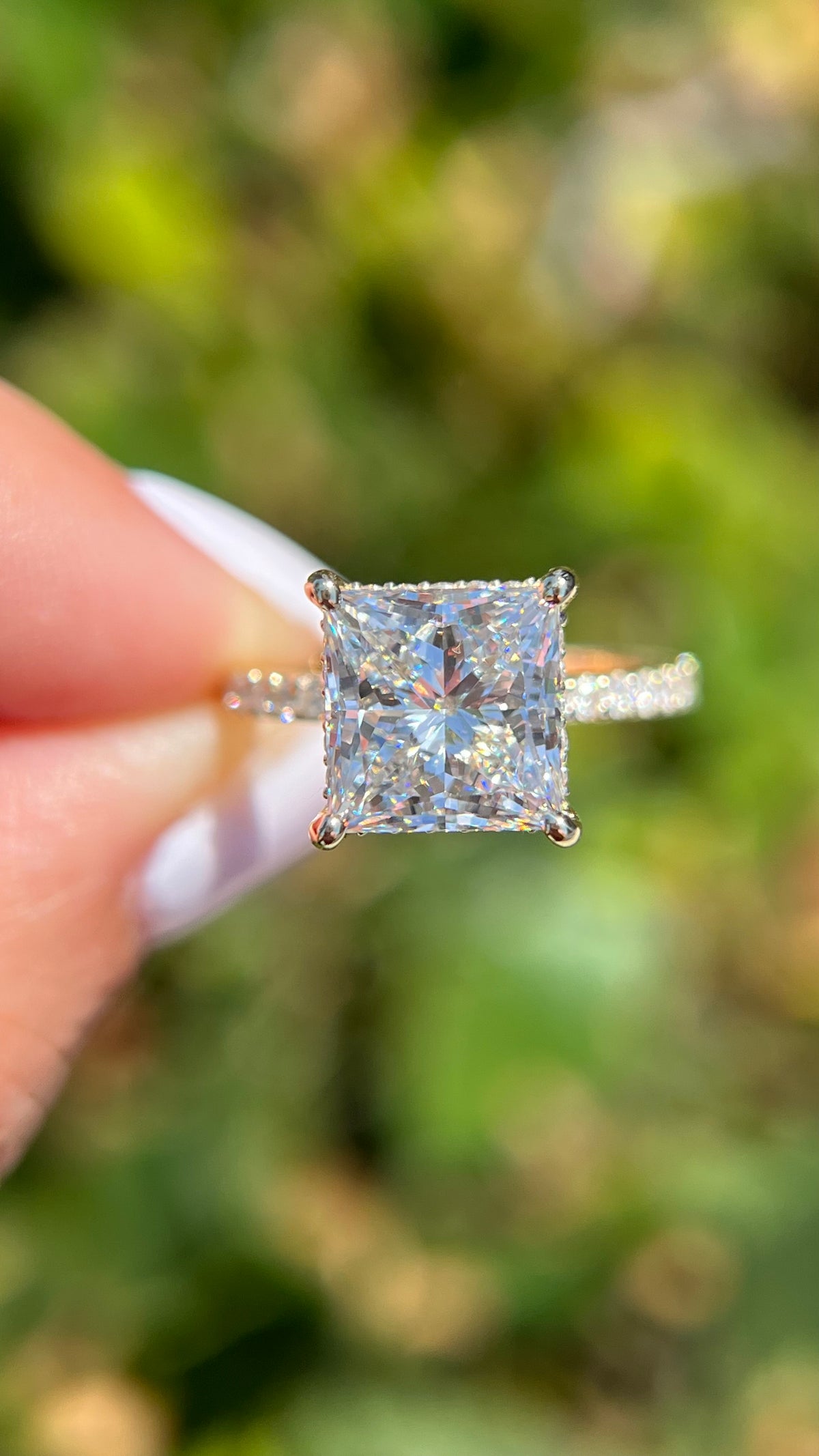 Jada 3.84ct F-VS1 Princess Lab Diamond Engagement Ring 14K Gold