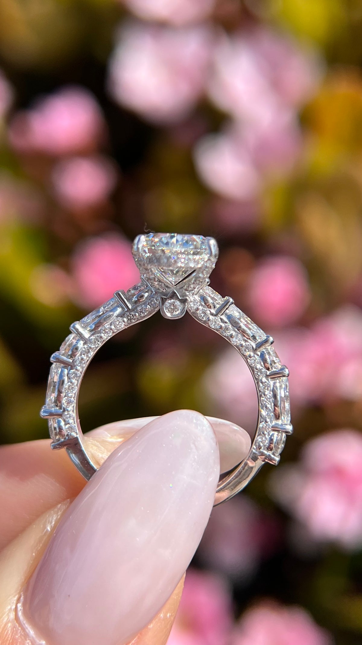 Misty 2.41ct E-VS1 Oval Cut Lab Grown Diamond Engagement Ring 14K Gold