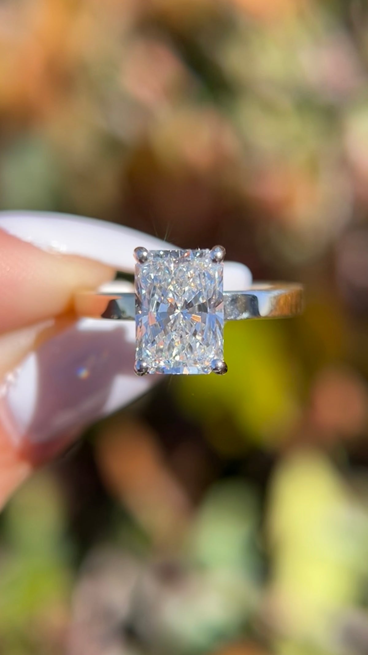 Andrea 2.55ct E-VS1 Radiant Cut Lab Grown Diamond Engagement Ring 14K Gold