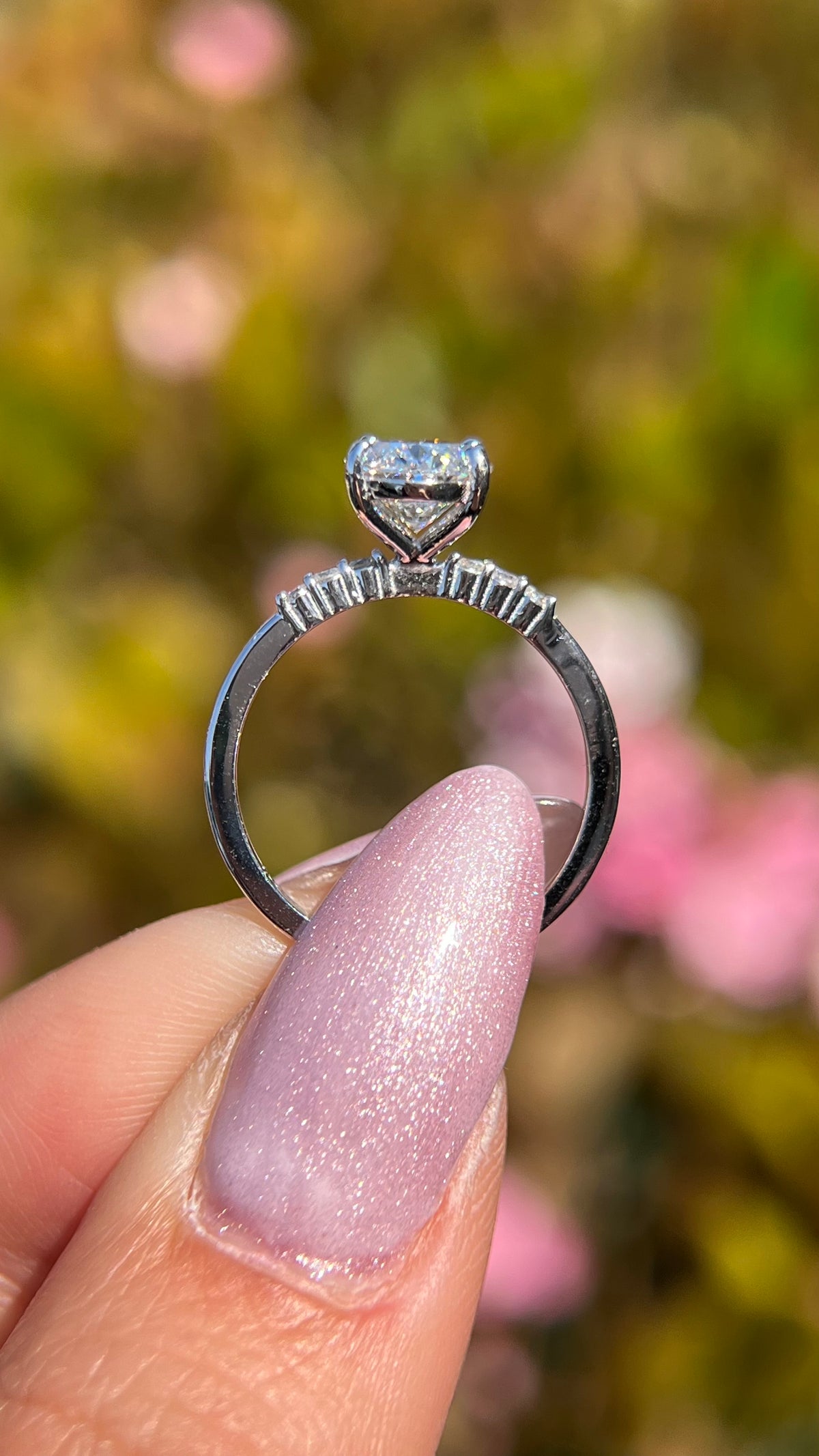 Kat 1.91ct E-VS1 Oval Cut Lab Grown Diamond Engagement Ring 14K Gold