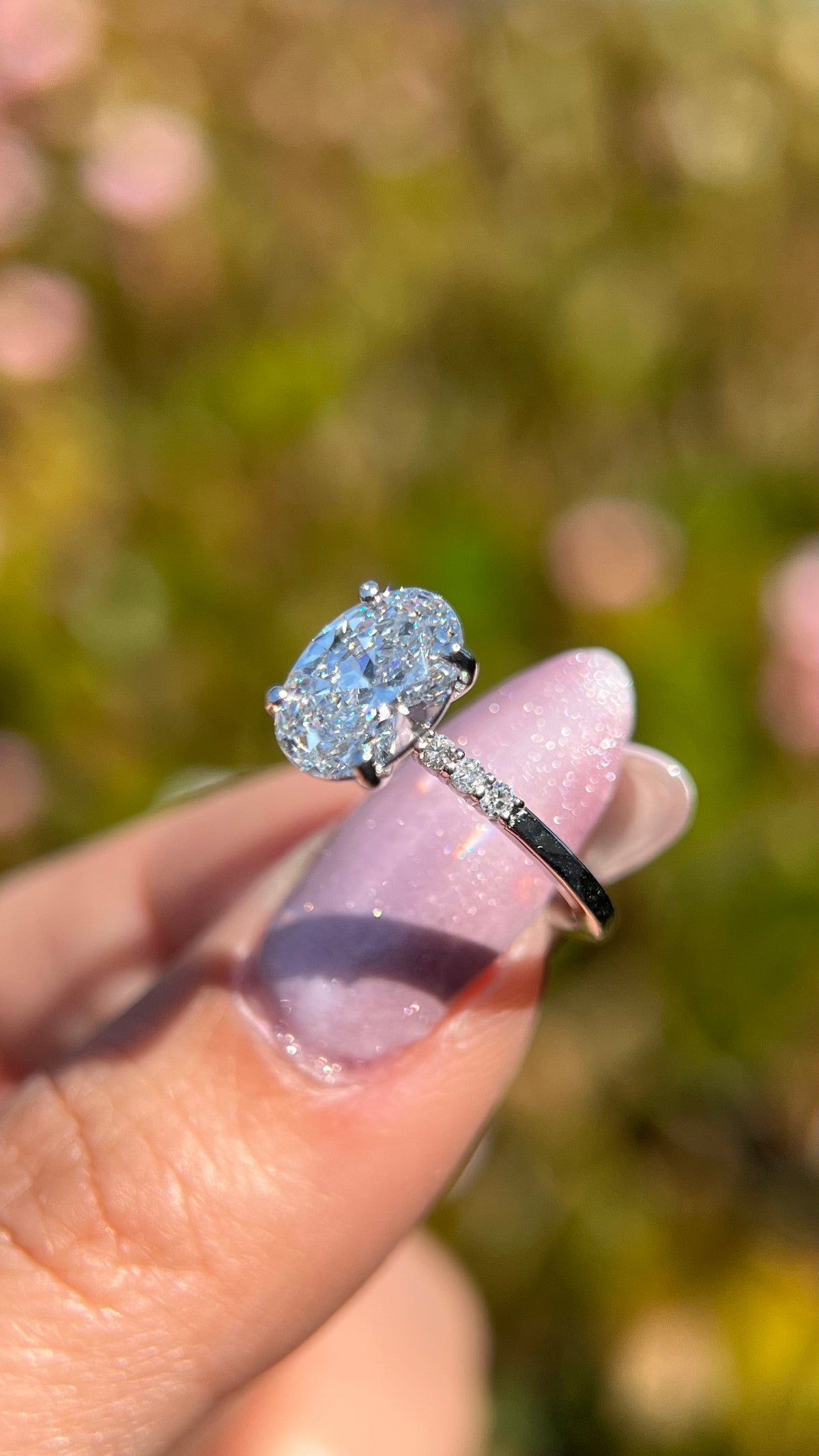 Kat 1.91ct E-VS1 Oval Cut Lab Grown Diamond Engagement Ring 14K Gold