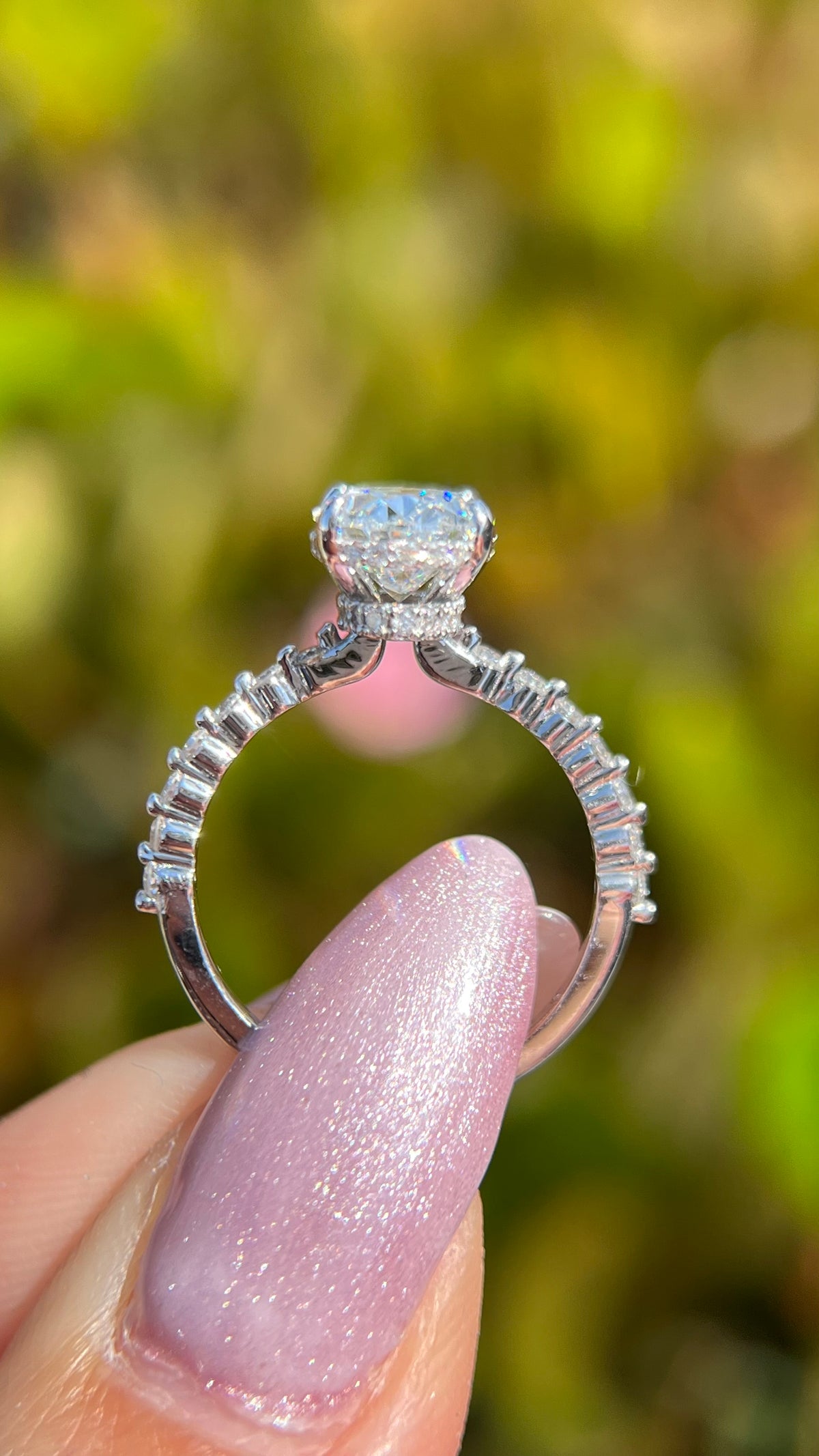 Irina 2.91ct E-VS1 Oval Cut Lab Grown Diamond Engagement Ring 14K Gold