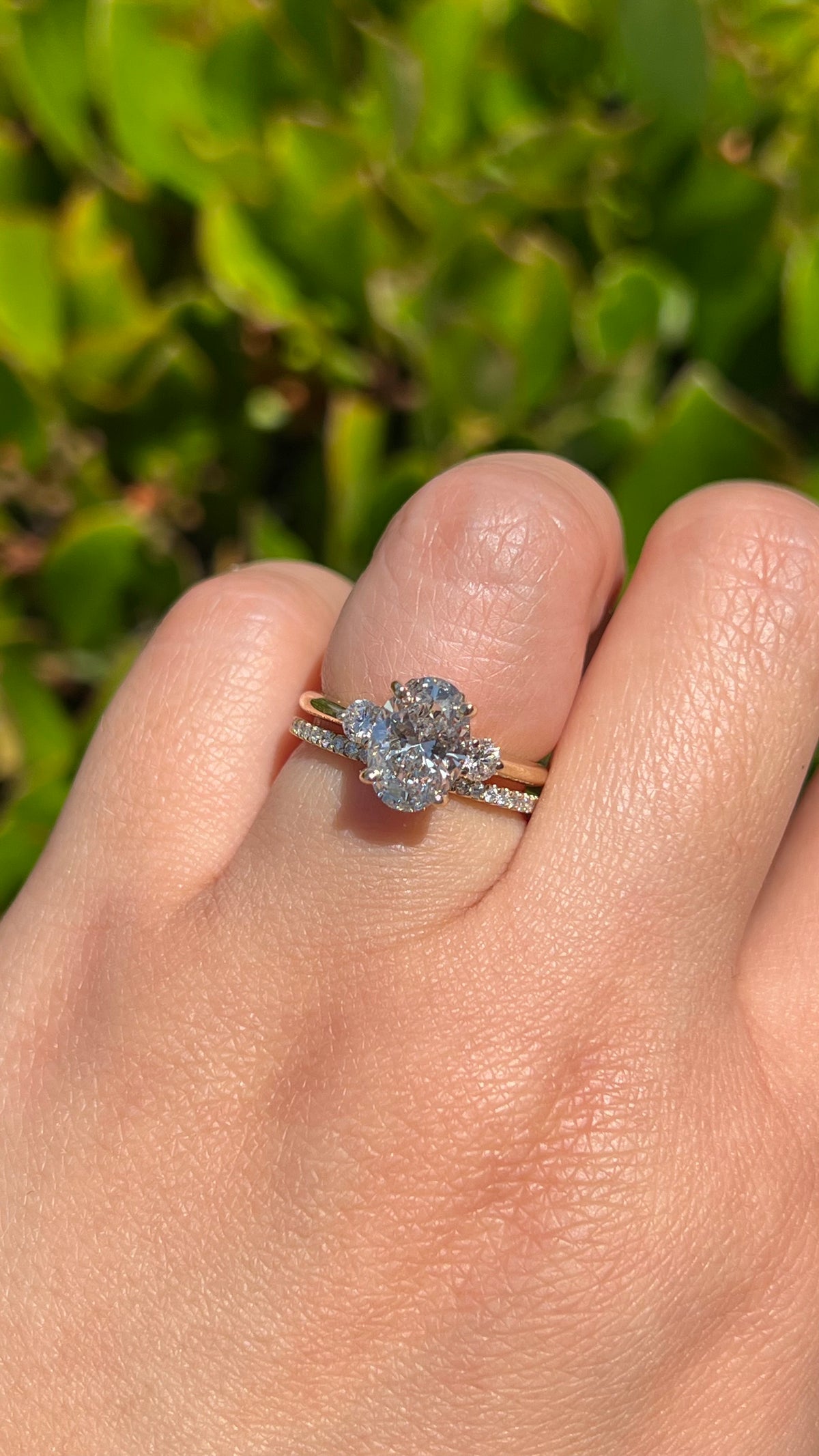 Ollie 1.91ct E-VS1 Oval Cut Lab Grown Diamond Engagement Ring 14K Gold