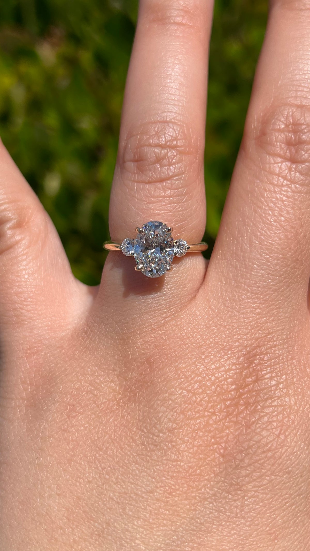 Ollie 1.91ct E-VS1 Oval Cut Lab Grown Diamond Engagement Ring 14K Gold