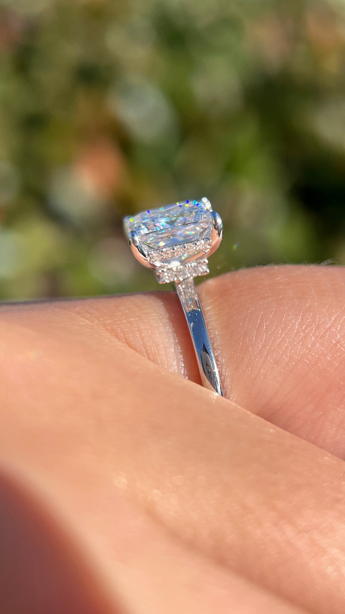 Sandy 3.02ct E-VS1 Princess Cut Lab Grown Diamond Engagement Ring 14K Gold