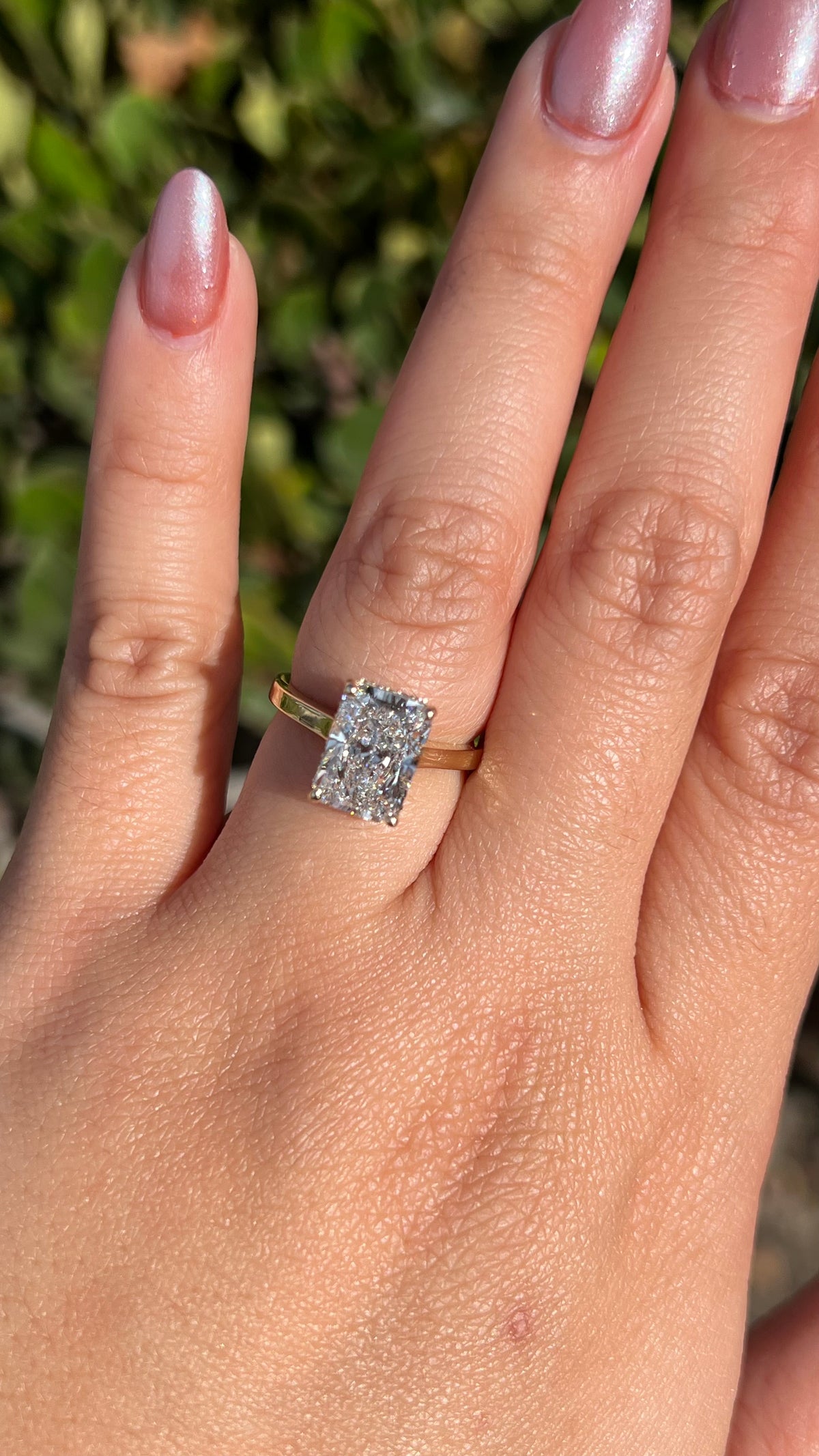 Ashlee 3.01ct F-VS1 Radiant Cut Lab Grown Diamond Engagement Ring 14K Gold