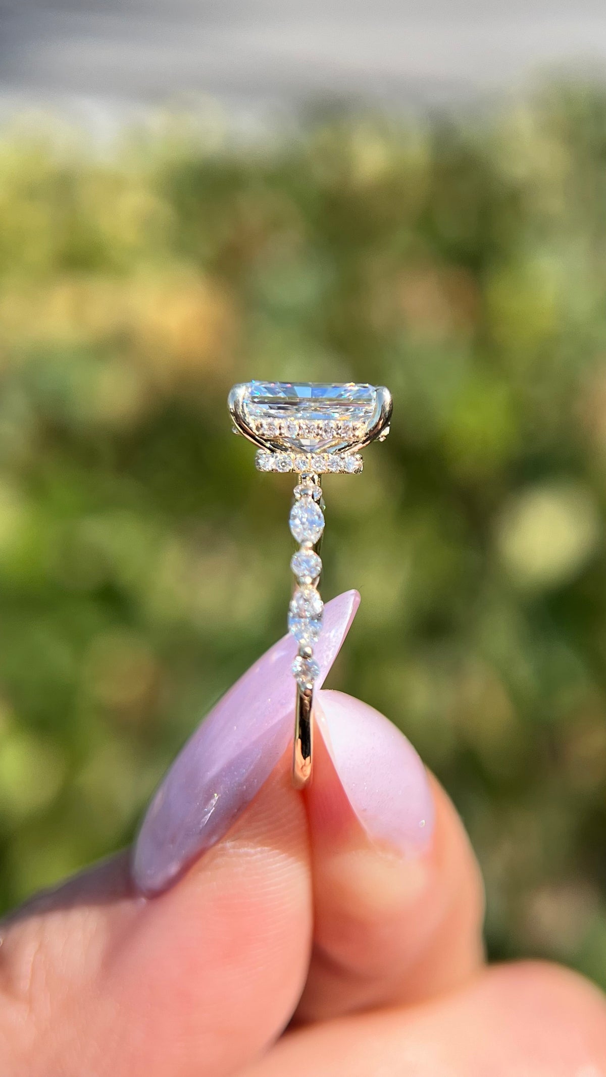 Mari 2.55ct E-VS1 Radiant Cut Lab Grown Diamond Engagement Ring 14K Gold