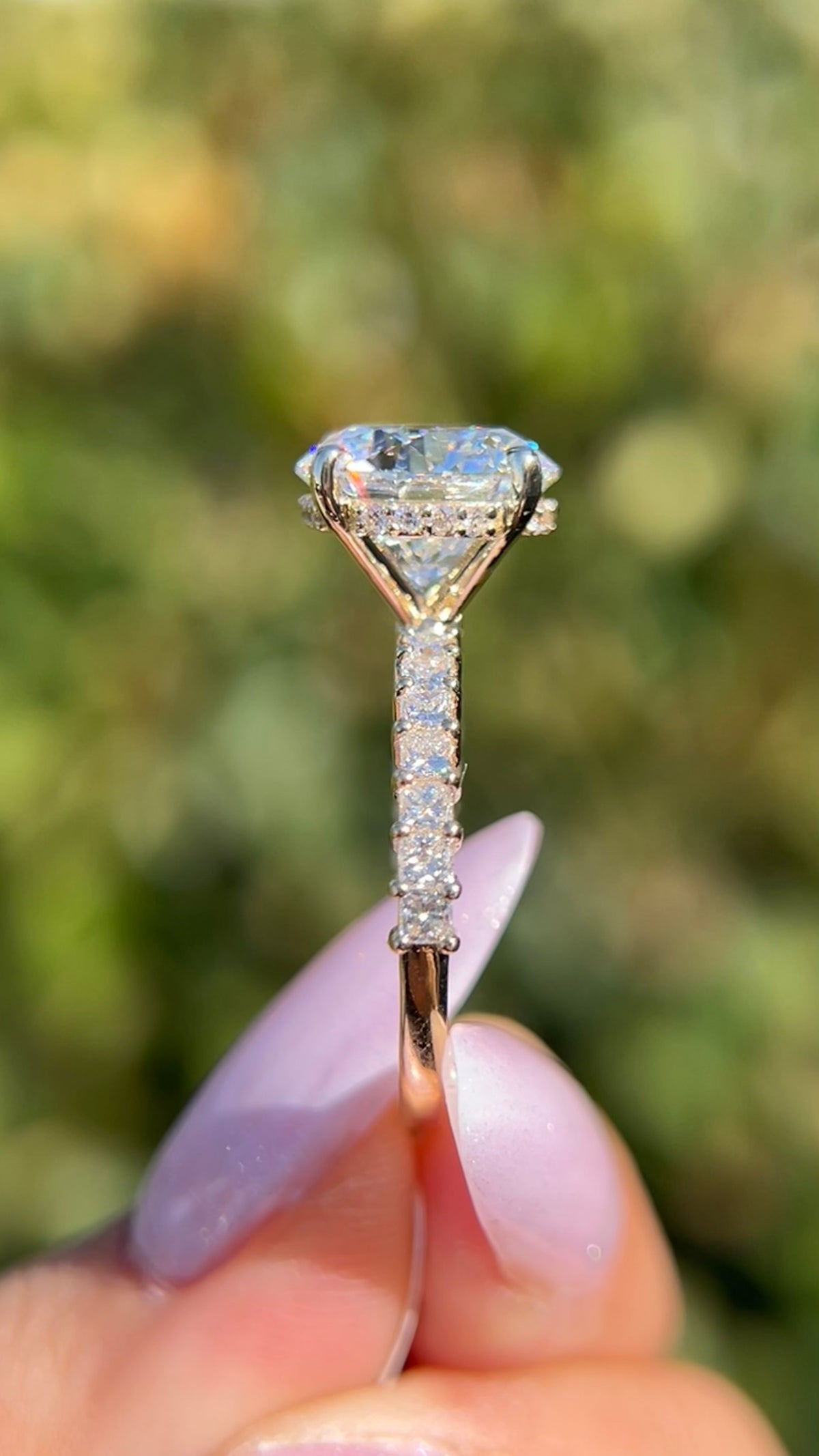 Primm 4.54ct E-VS1 Round Cut Lab Grown Diamond Engagement Ring 14K Gold