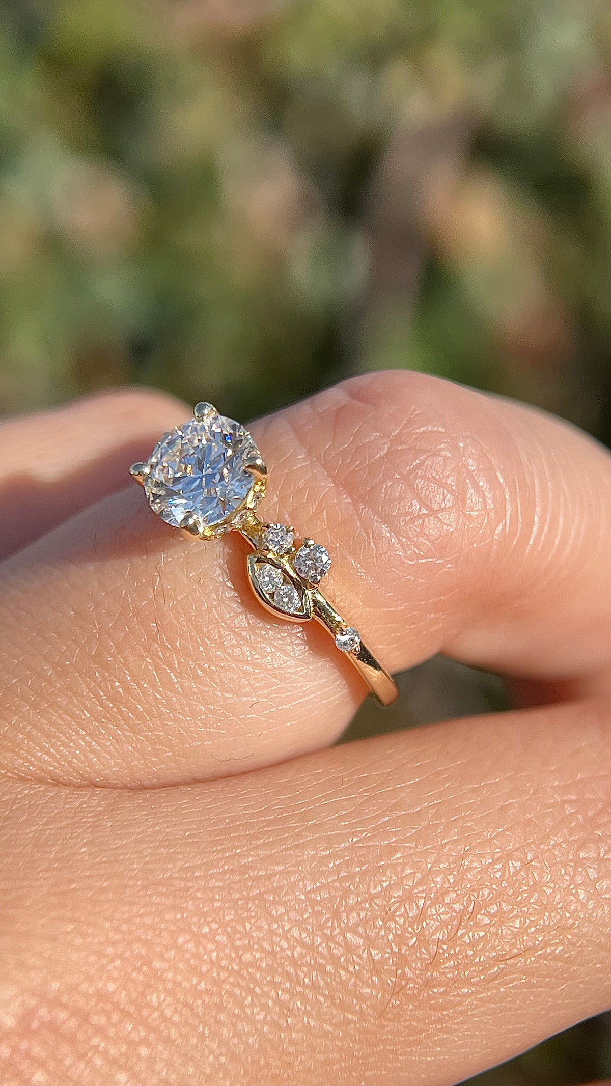 Autumn 1.24ct E-VS1 Round Cut Lab Grown Diamond Engagement Ring 14K Gold