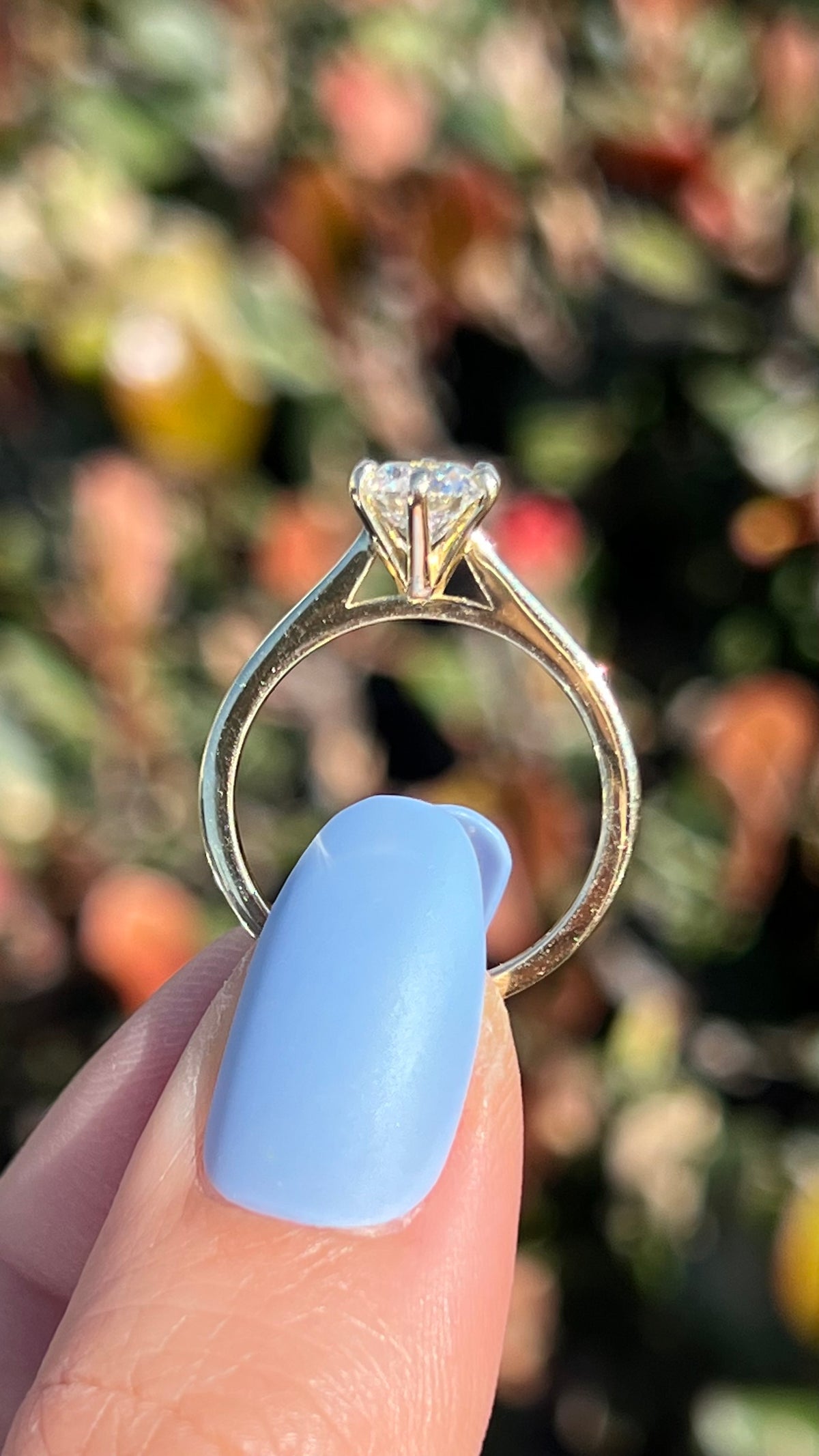 Ava 1.08ct F-VS1 Round Cut Lab Grown Diamond Engagement Ring 14K Gold