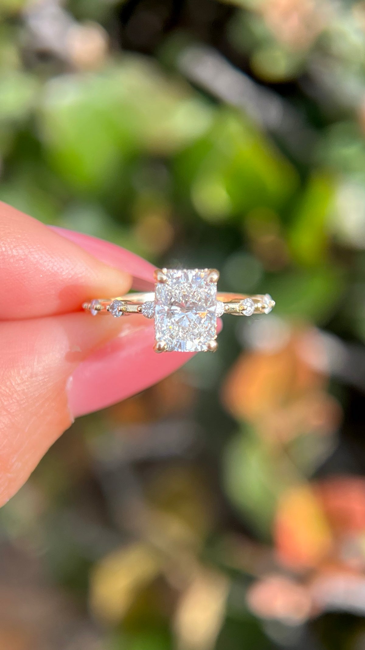 Bella 1.76ct G-SI1 Cushion Cut Lab Grown Diamond Engagement Ring 14K Gold