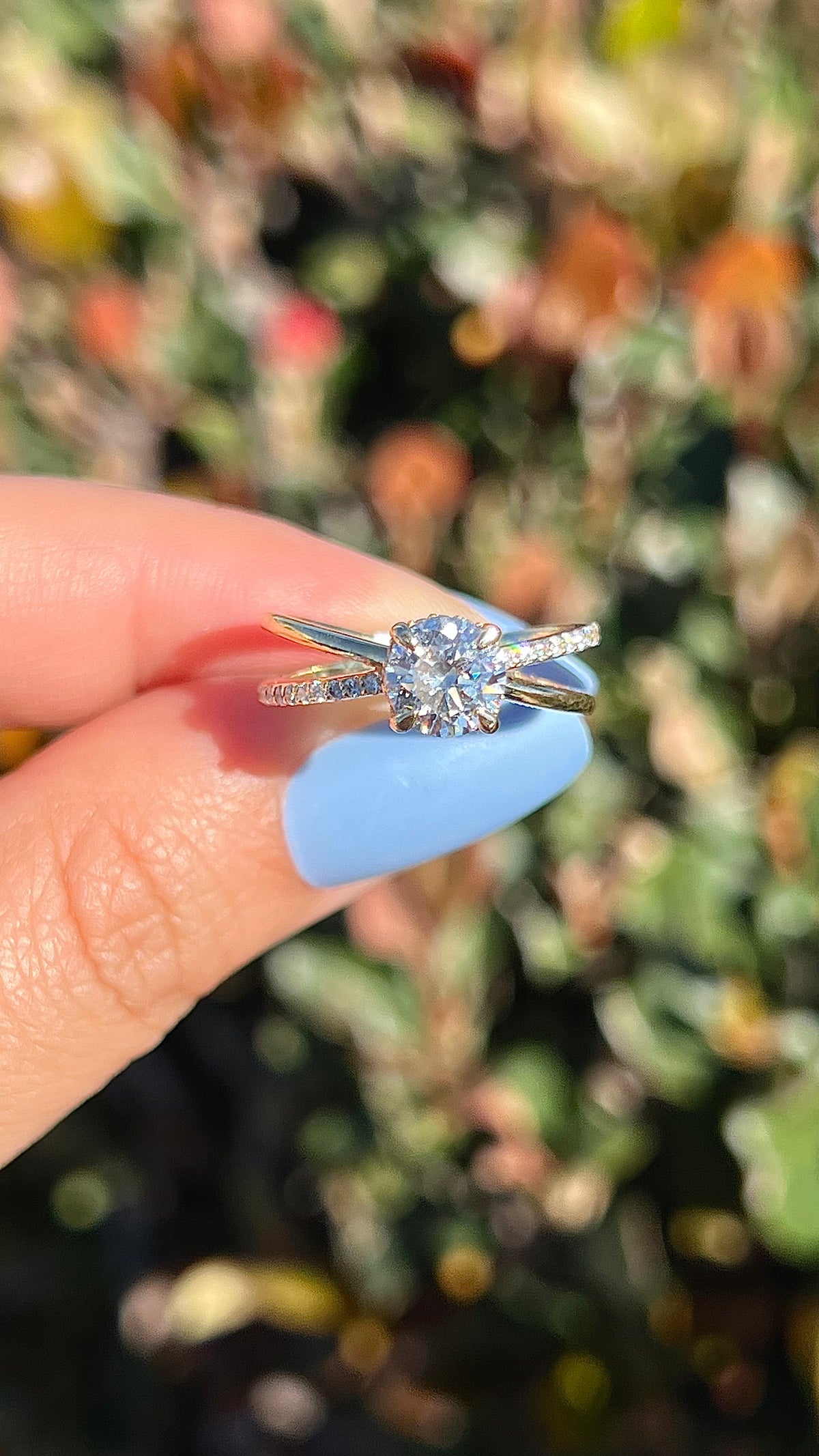 Chloe 1.08ct E-VS1 Round Cut Lab Grown Diamond Engagement Ring 14K Gold