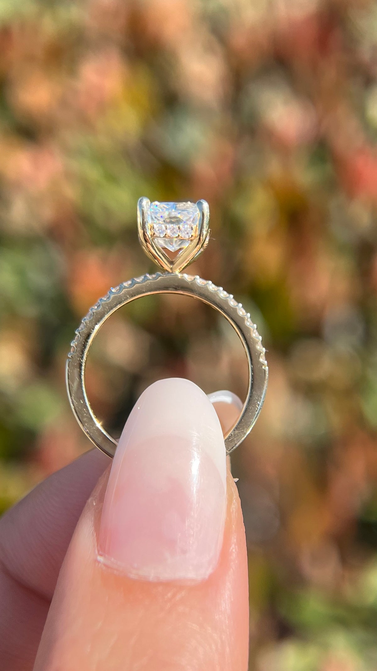 Jada 2.26ct E-VS1 Radiant Cut Lab Grown Diamond Engagement Ring 14K Gold