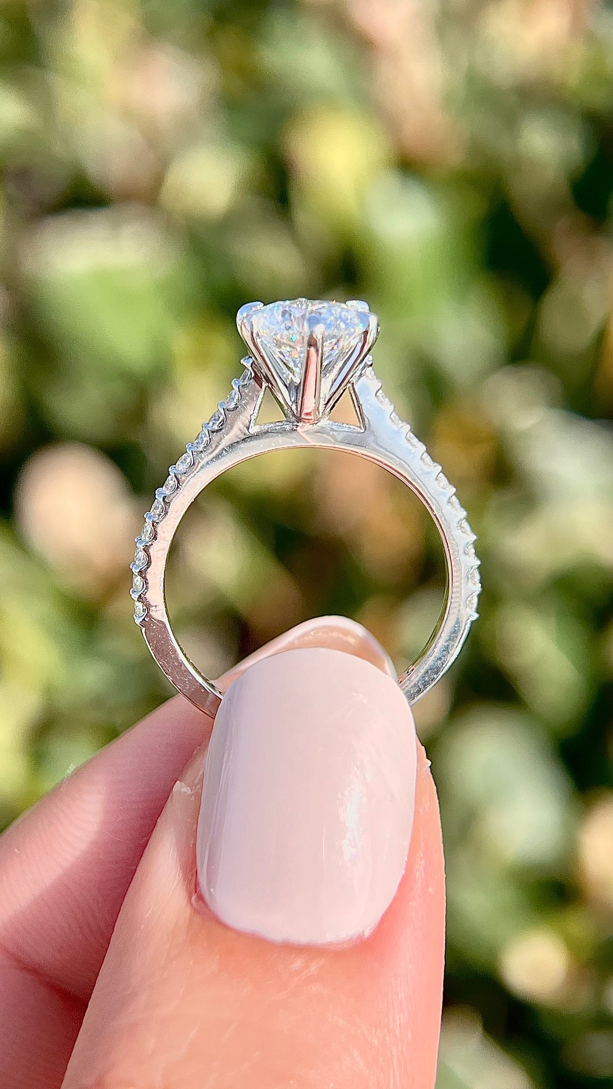 Jodi 1.35ct E-SI1 Round Cut Lab Grown Diamond Engagement Ring 14K Gold