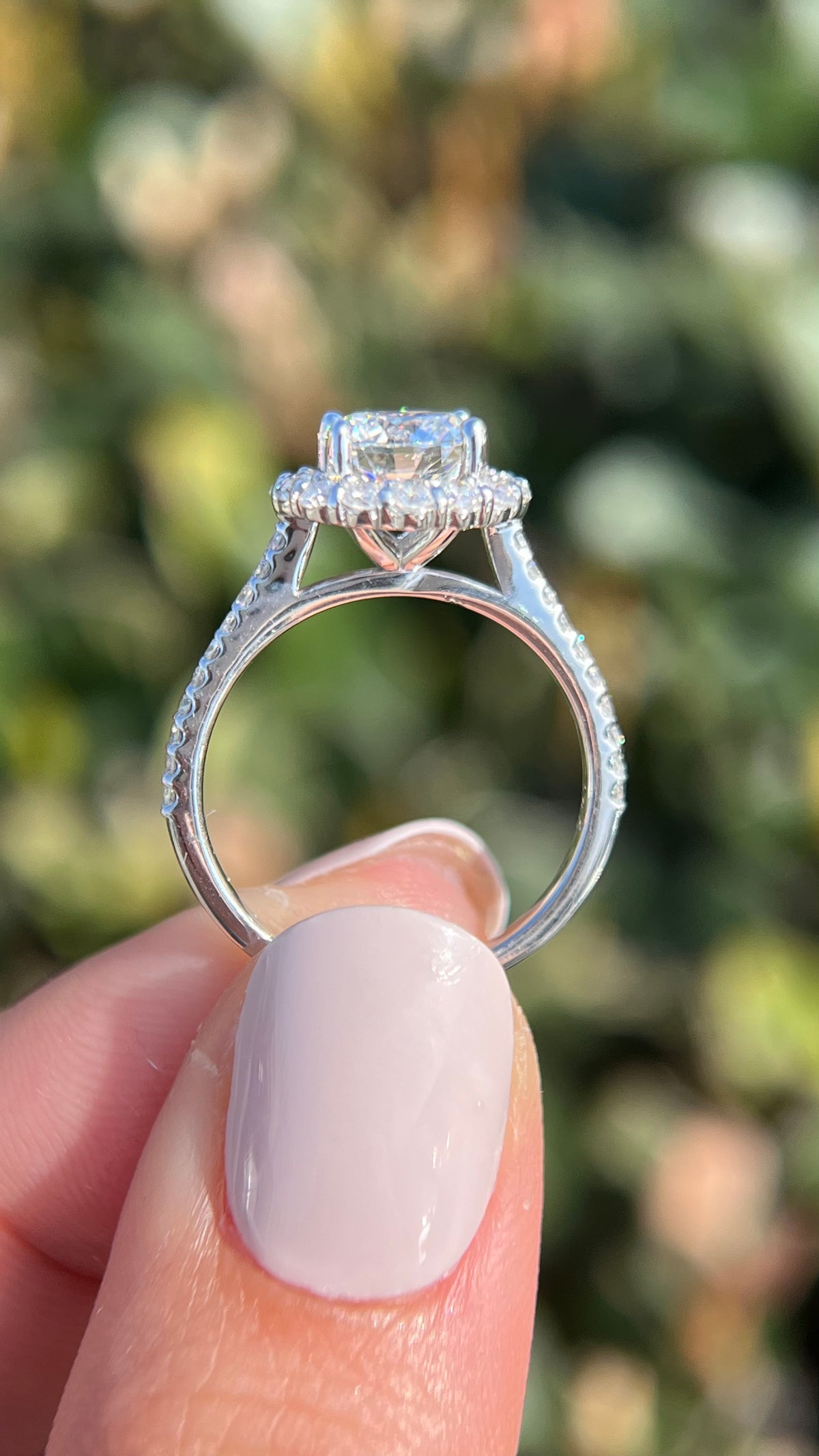 Kayla 1.90ct E-VS1 Round Cut Lab Grown Diamond Engagement Ring 14K Gold