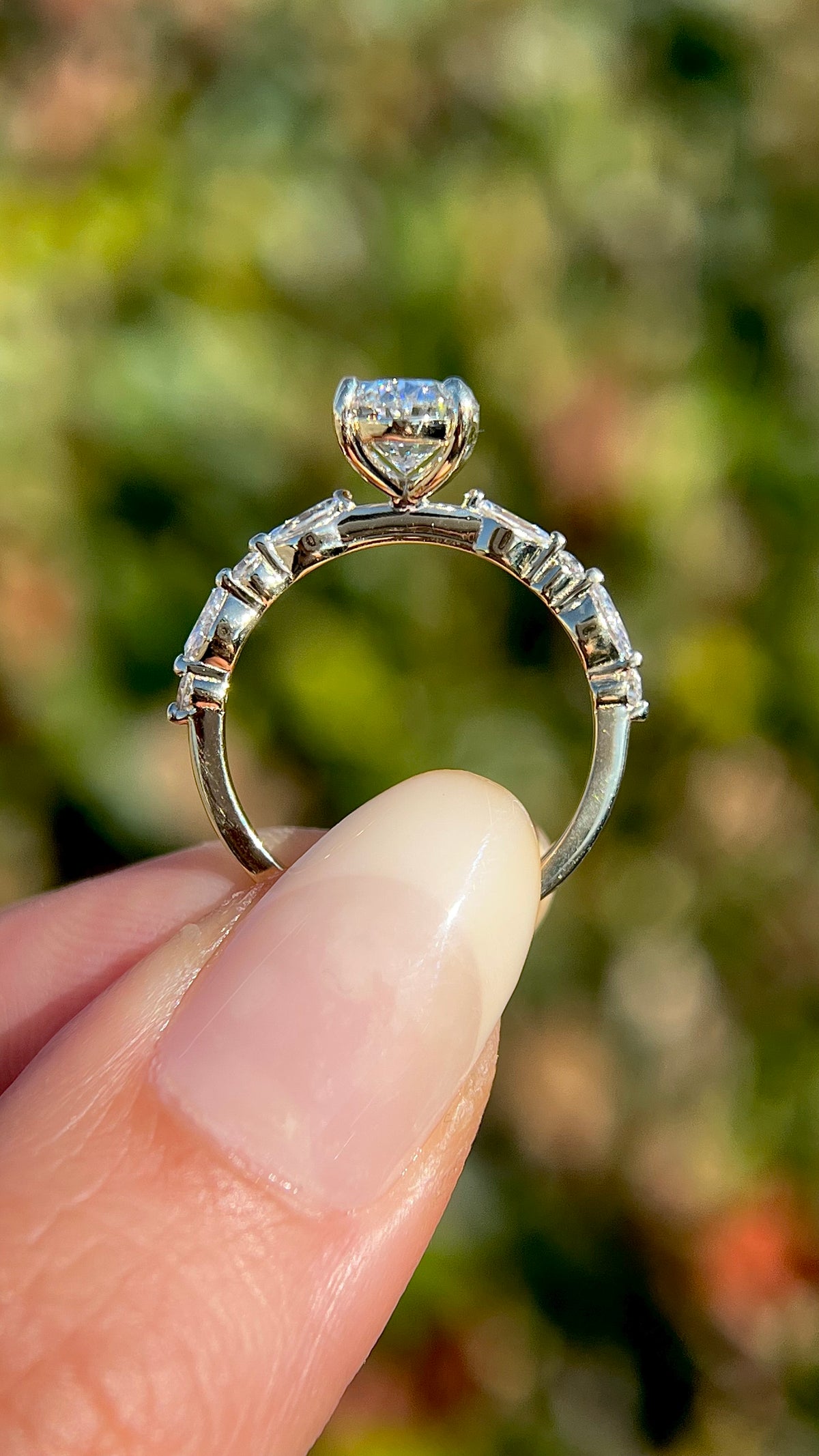 Myra 1.91ct E-VS1 Oval Cut Lab Grown Diamond Engagement Ring 14K Gold