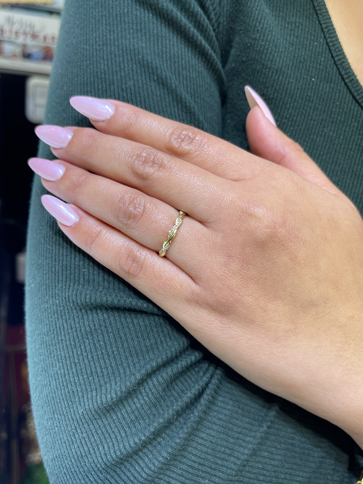 0.20ct Donna Half Diamond Twist Band 14K Gold BAN134