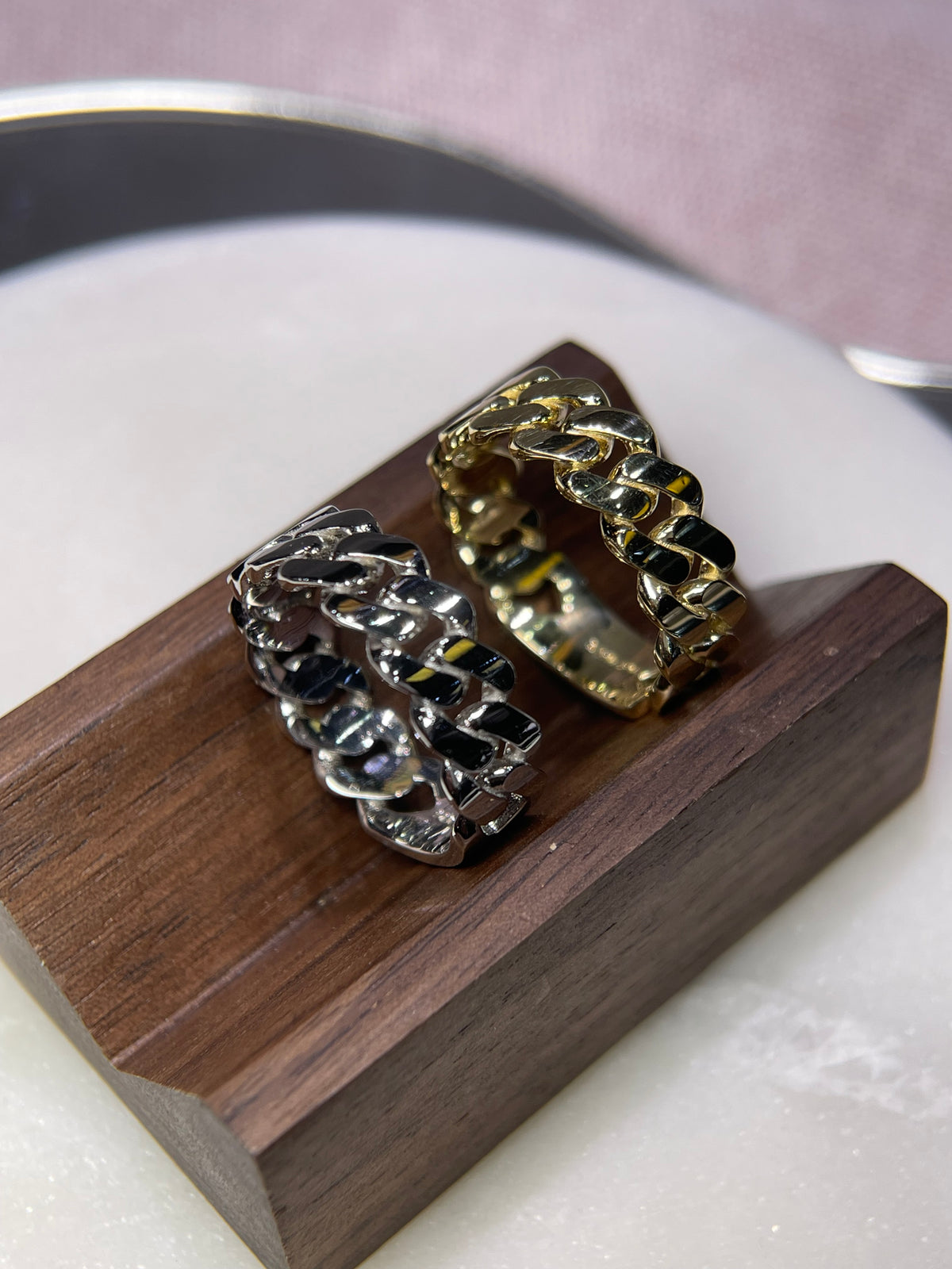 Polished Flat Cuban Link Ring Solid 14K Gold MR029