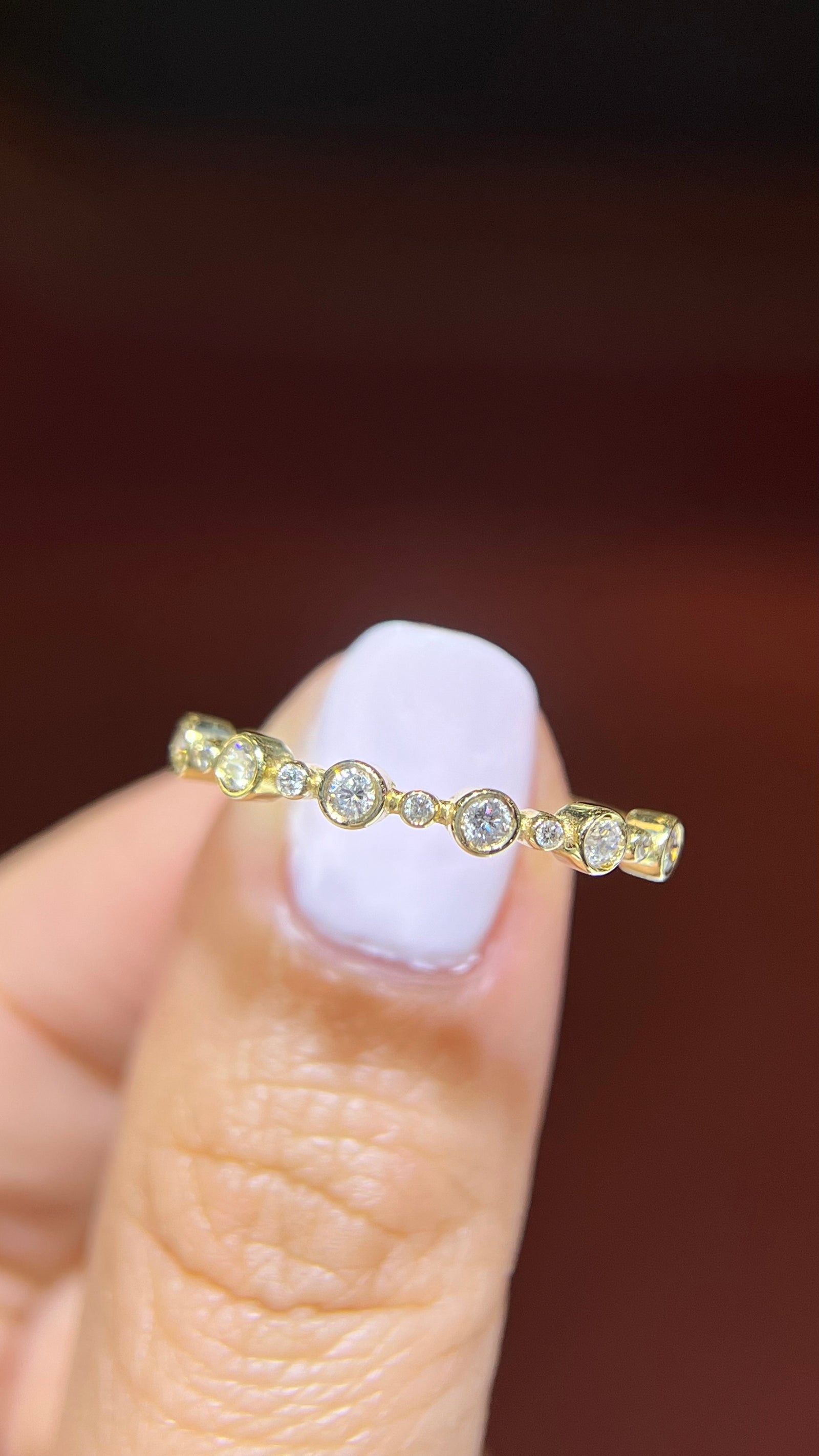 0.30ct Alternating Bezel Round Diamond Wedding Band 14K Gold BAN118