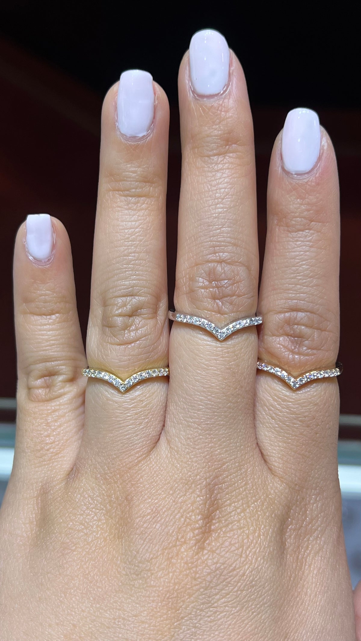 0.20ct Chevron Diamond Wedding Band 14K Gold BAN122