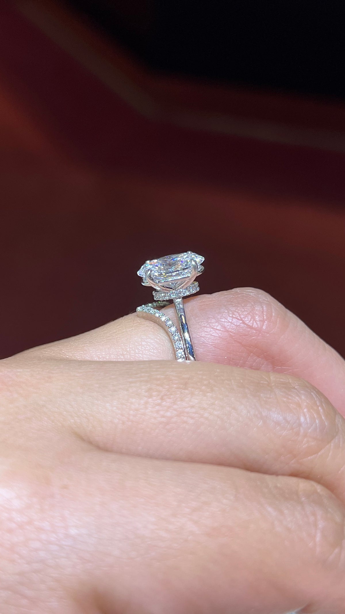 0.25ct Chevron Diamond Wedding Band 14K Gold BAN124