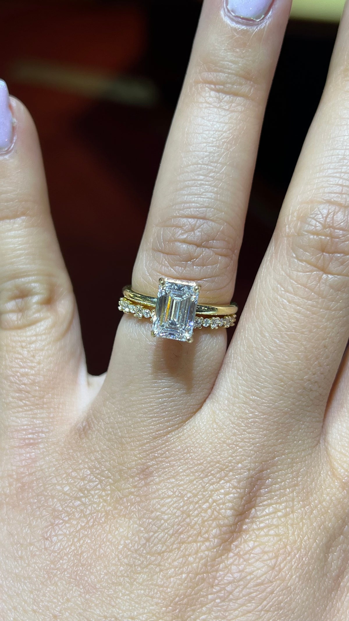 Alternating Round Brilliant Diamond Wedding Band 14K Gold BAN150