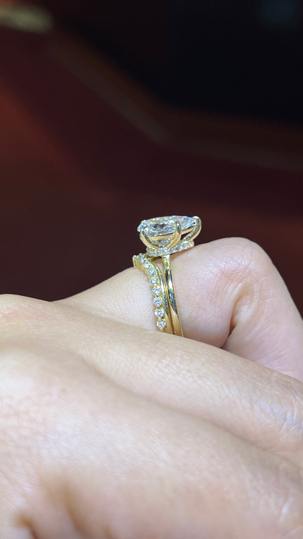 Shared Prong Chevron Band 14K Gold BAN169