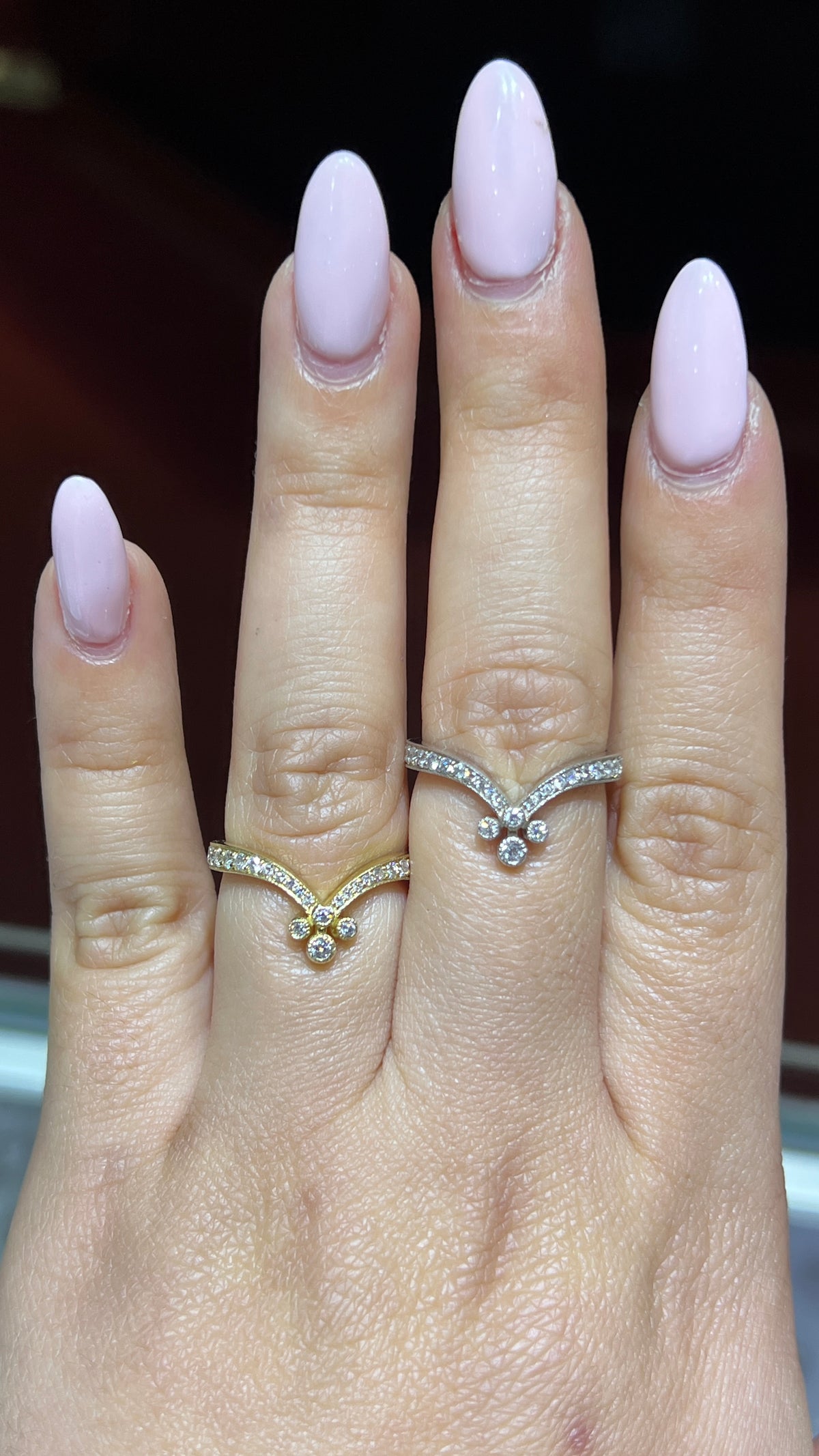 Compass Round Milgrain Diamond Chevron Band 14K Gold BAN174