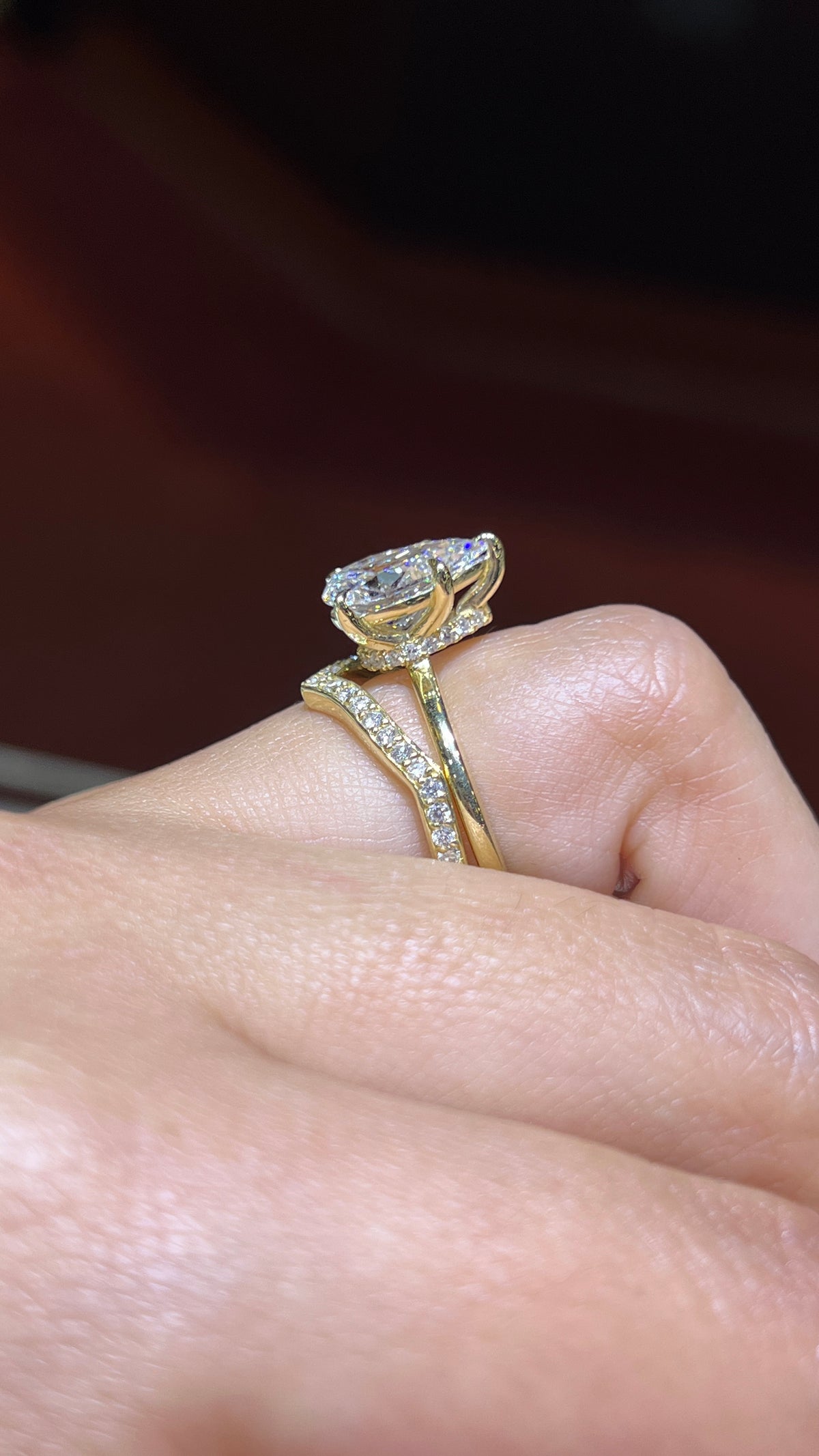 3-Point Pave Diamond Chevron Band 14K Gold BAN183