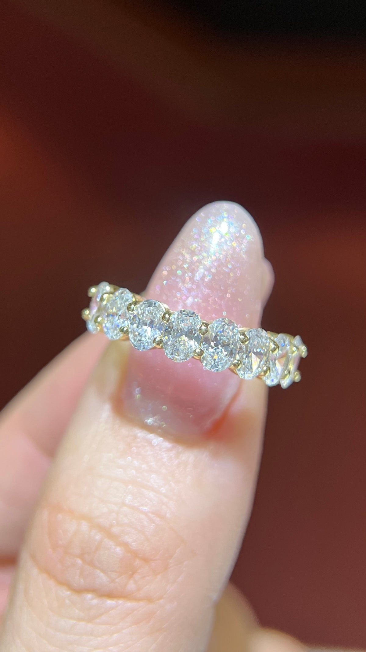 Oval Diamond Shared Prong Gold Band 14K Gold BAN197