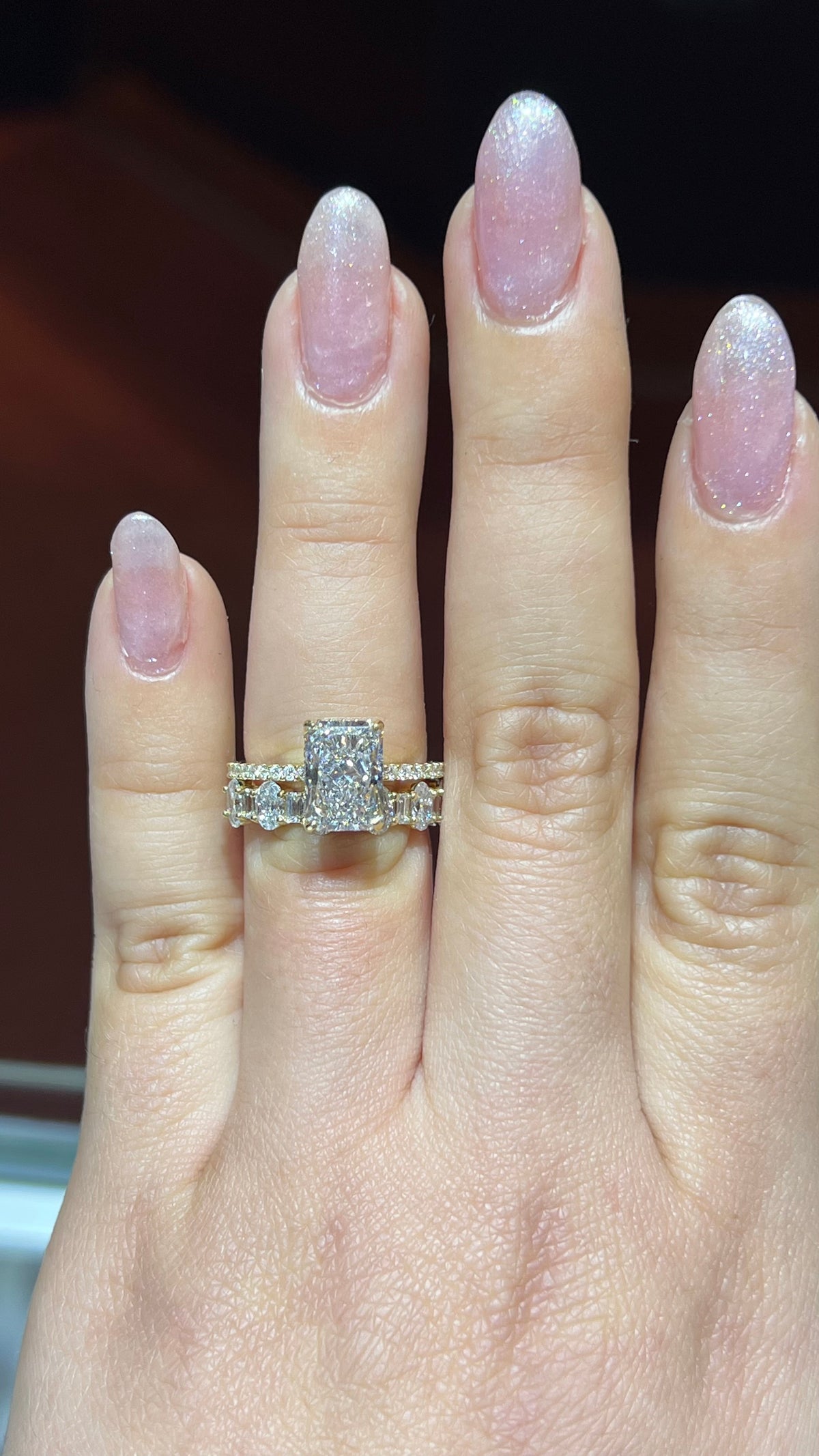 Alternating Oval and Baguette Diamond Band 14K Gold BAN198