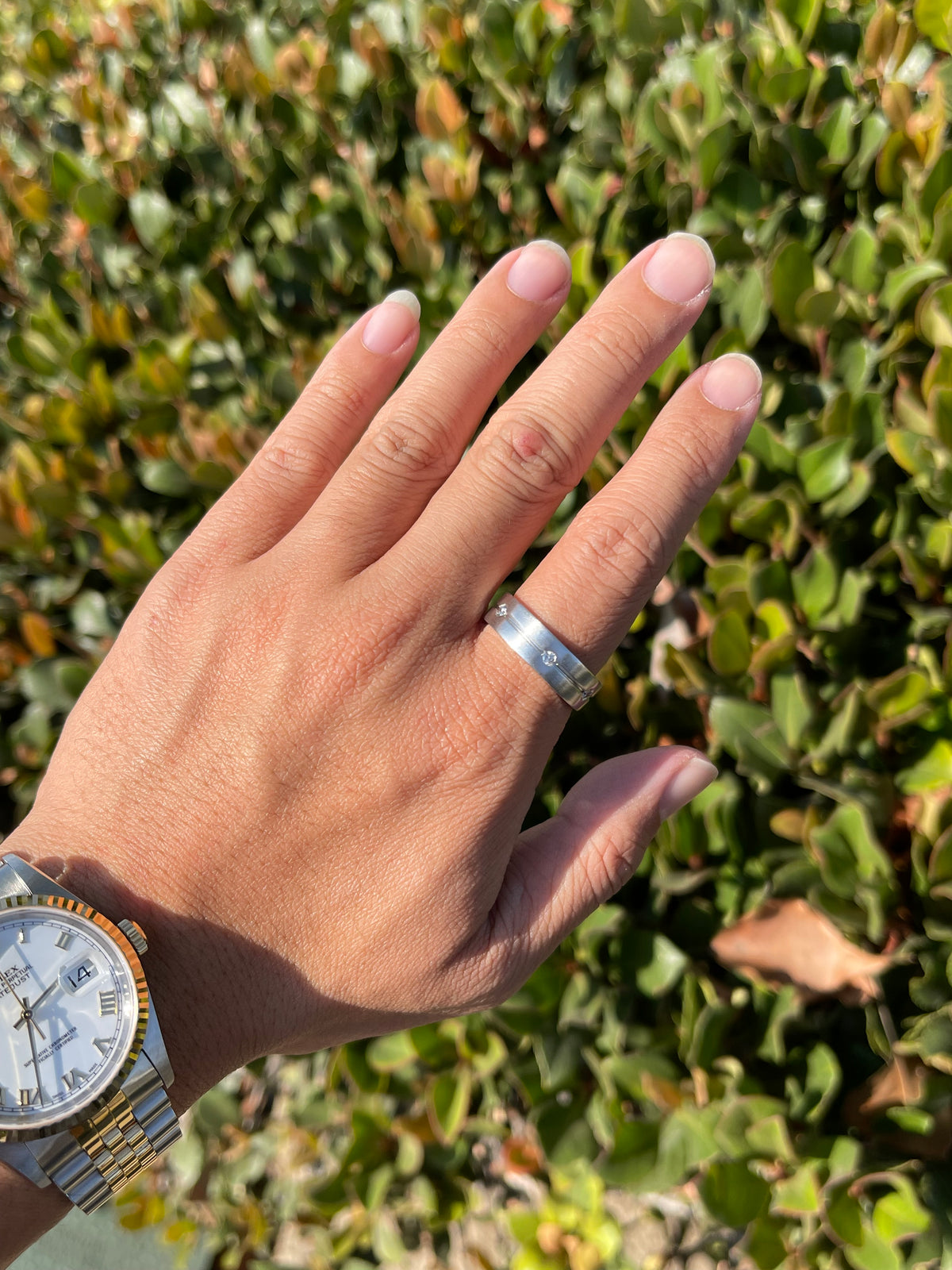 Brushed Center Line Bezel Diamond Wedding Band 14K Gold MR018