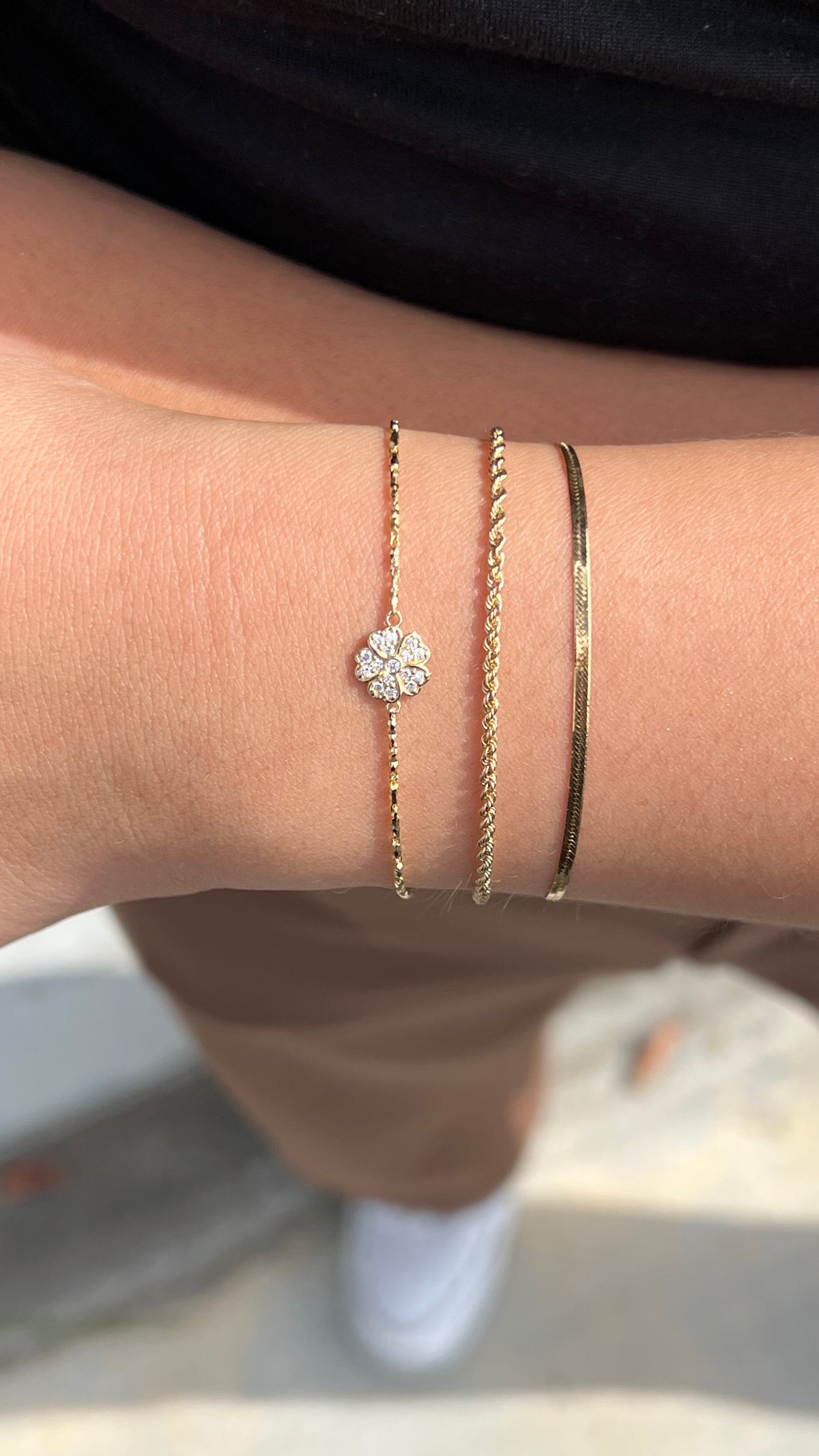 Single Floral Diamond Bracelet 14K Solid Gold DFB013