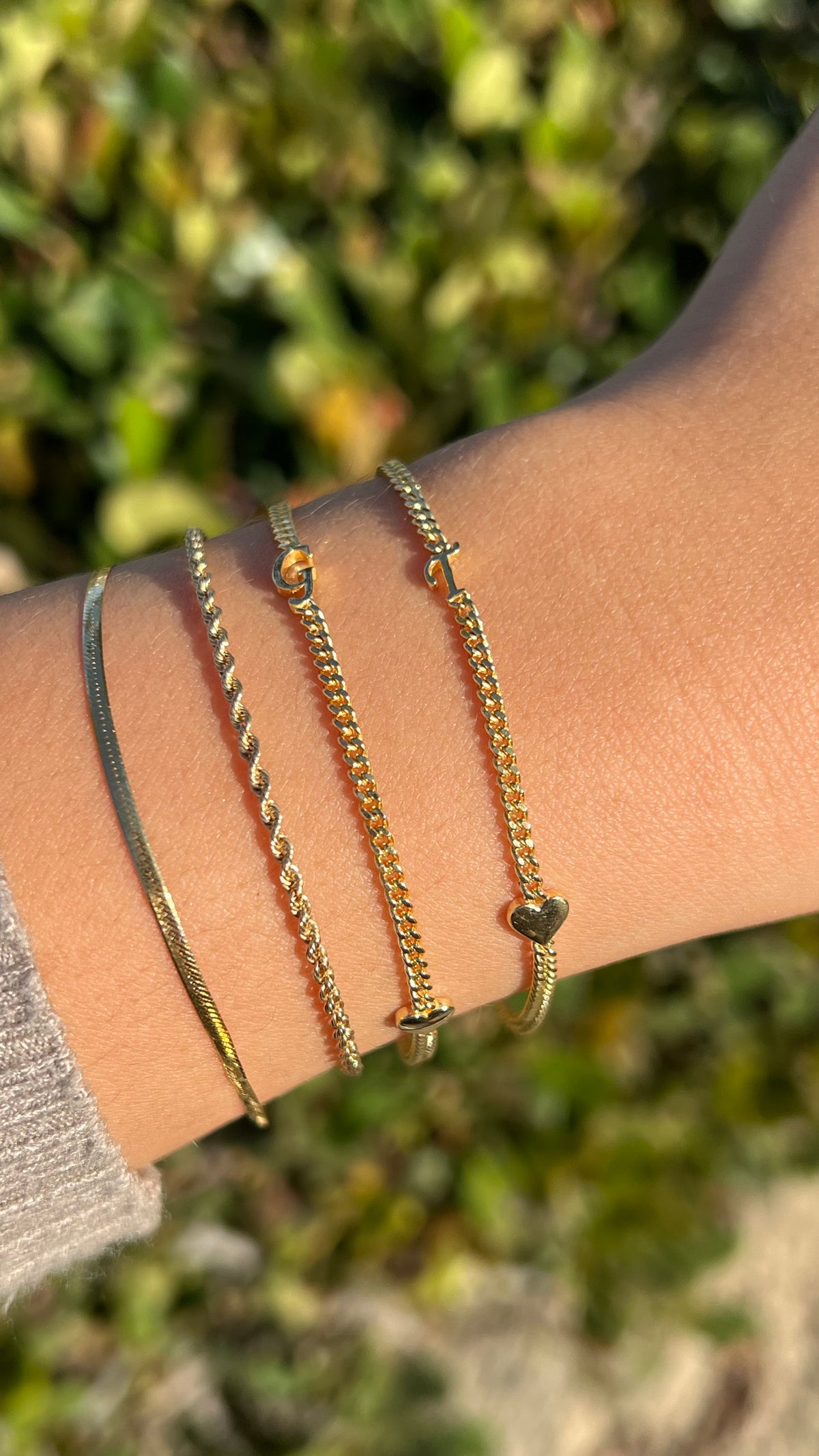 Custom Initial Heart Charm Bracelet 14K Solid Gold DFB009