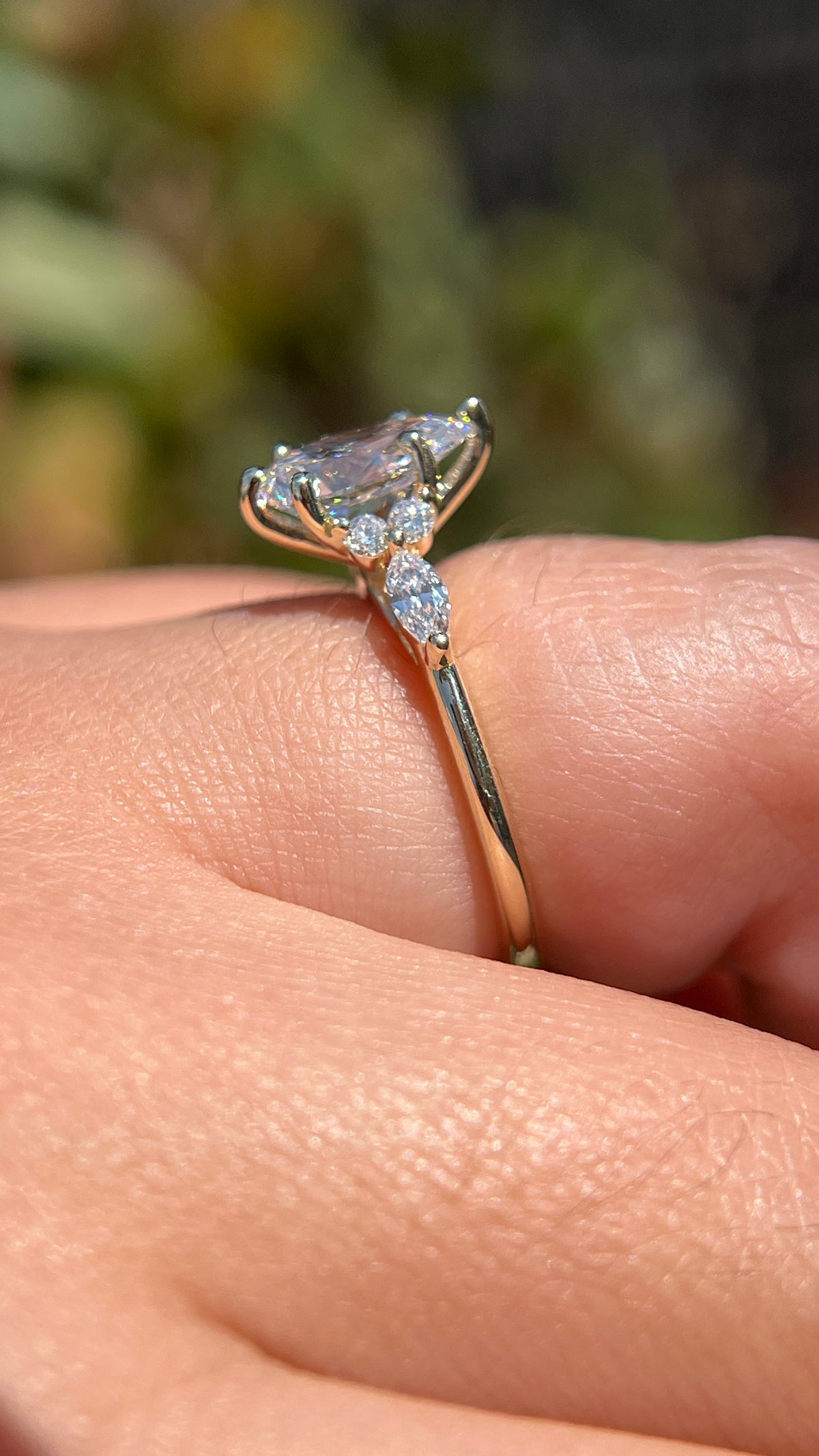 Mia 1.38ct F-VS1 Pear Cut Lab Grown Diamond Engagement Ring 14K Gold