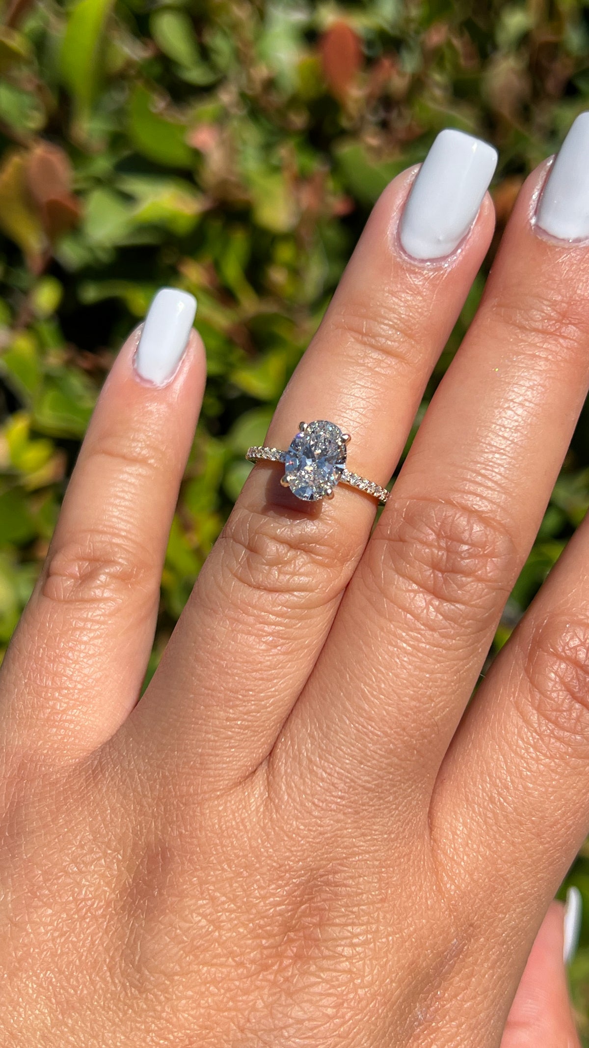 Jada 1.58ct E-VS1 Oval Cut Lab Grown Diamond Engagement Ring 14K Gold