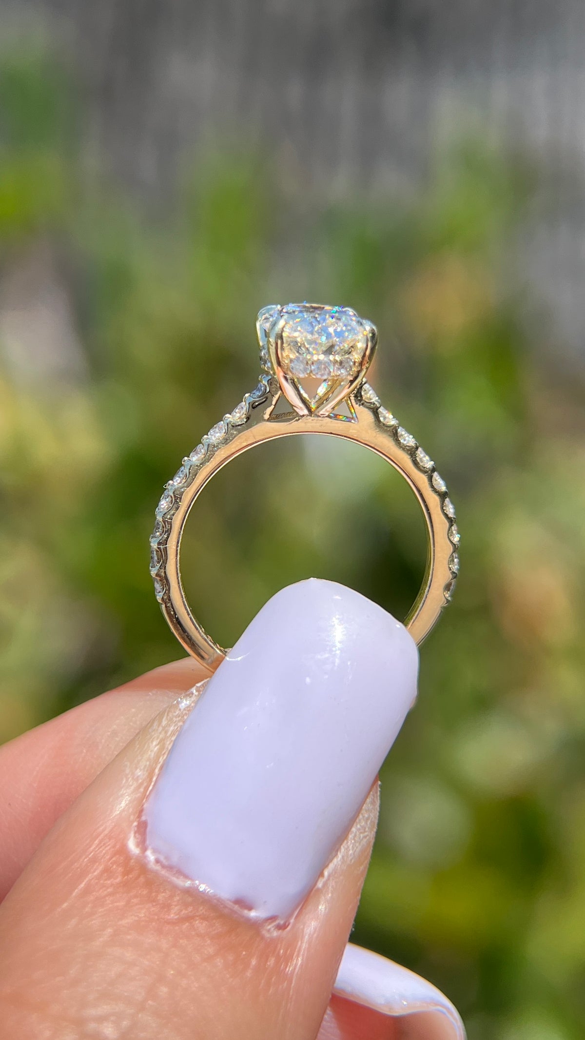 Jodi 1.58ct E-VS1 Oval Cut Lab Grown Diamond Engagement Ring 14K Gold