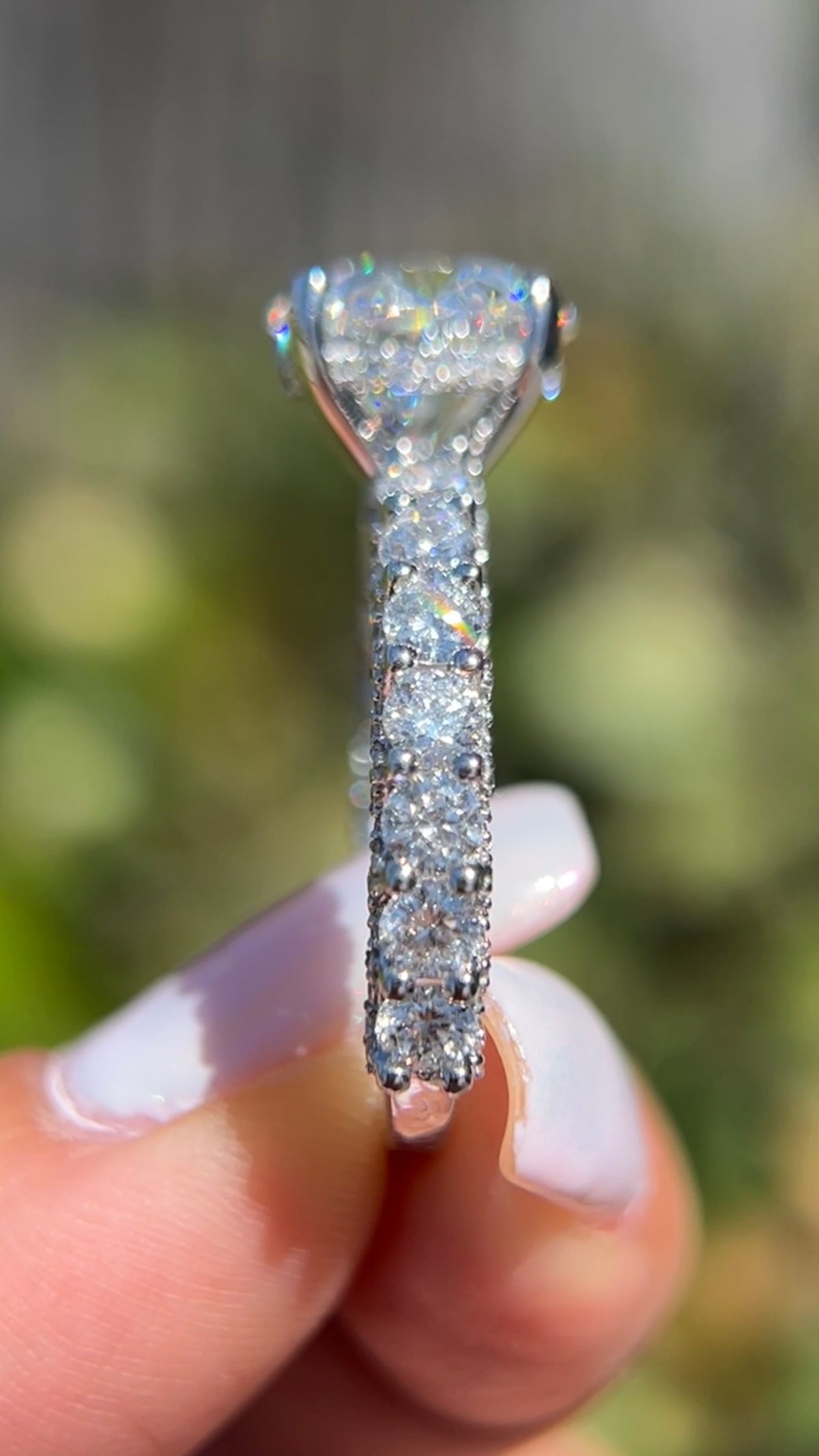 Christi 4.50ct F-VS1 Round Cut Lab Grown Diamond Engagement Ring 14K Gold